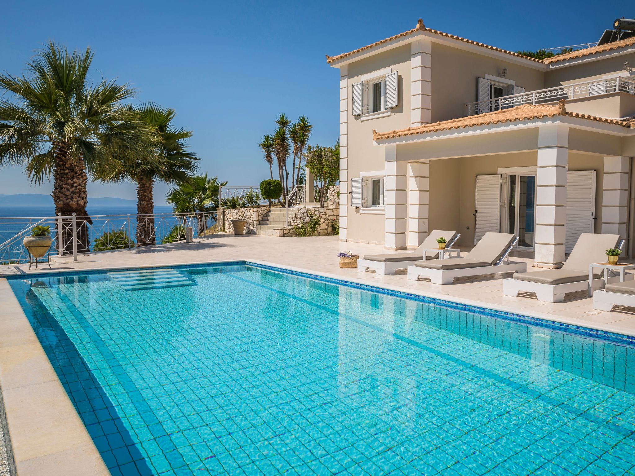 Luxusvilla Thalassa, direkt am Meer