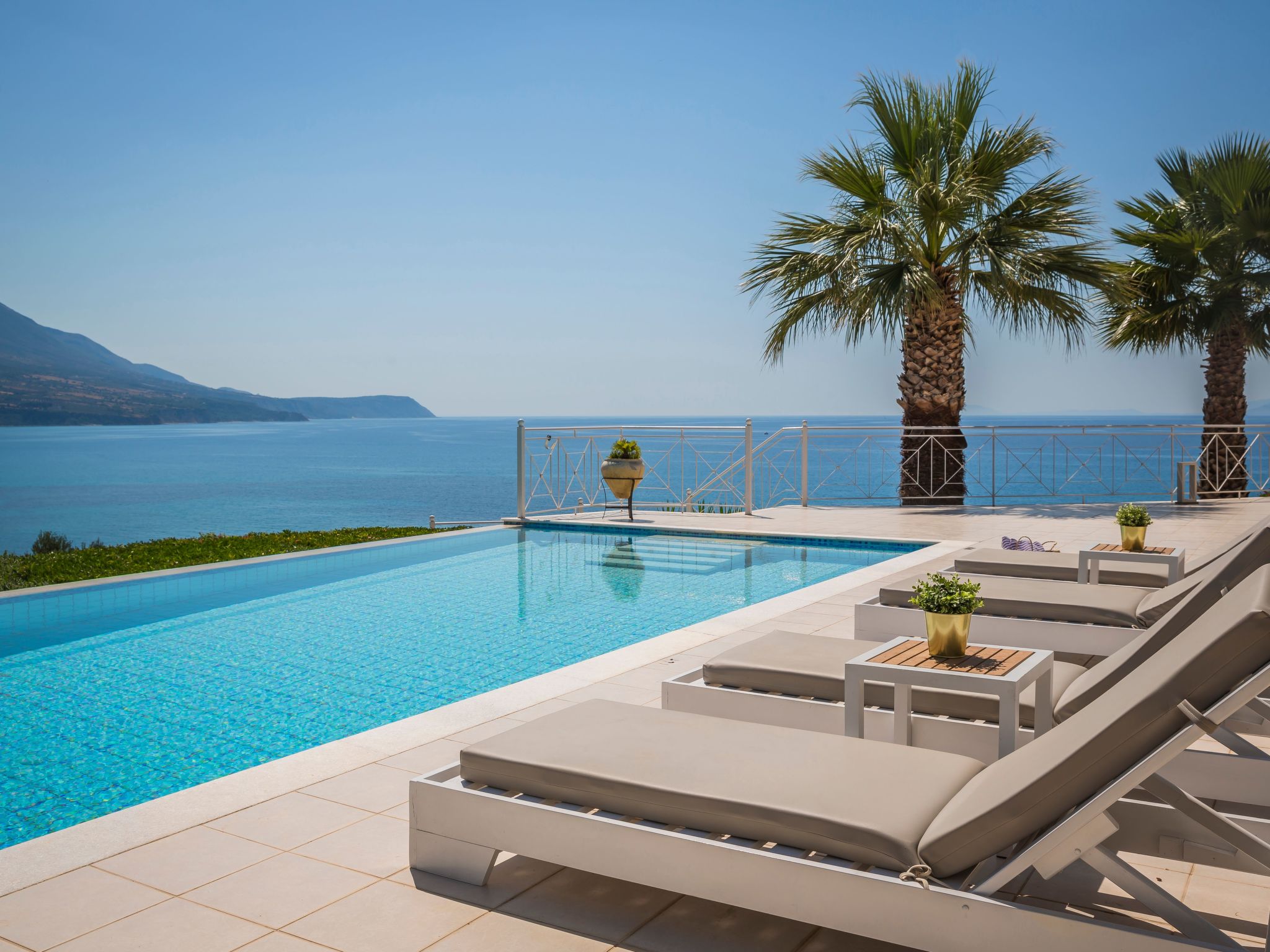 Luxusvilla Thalassa, direkt am Meer-Dehors