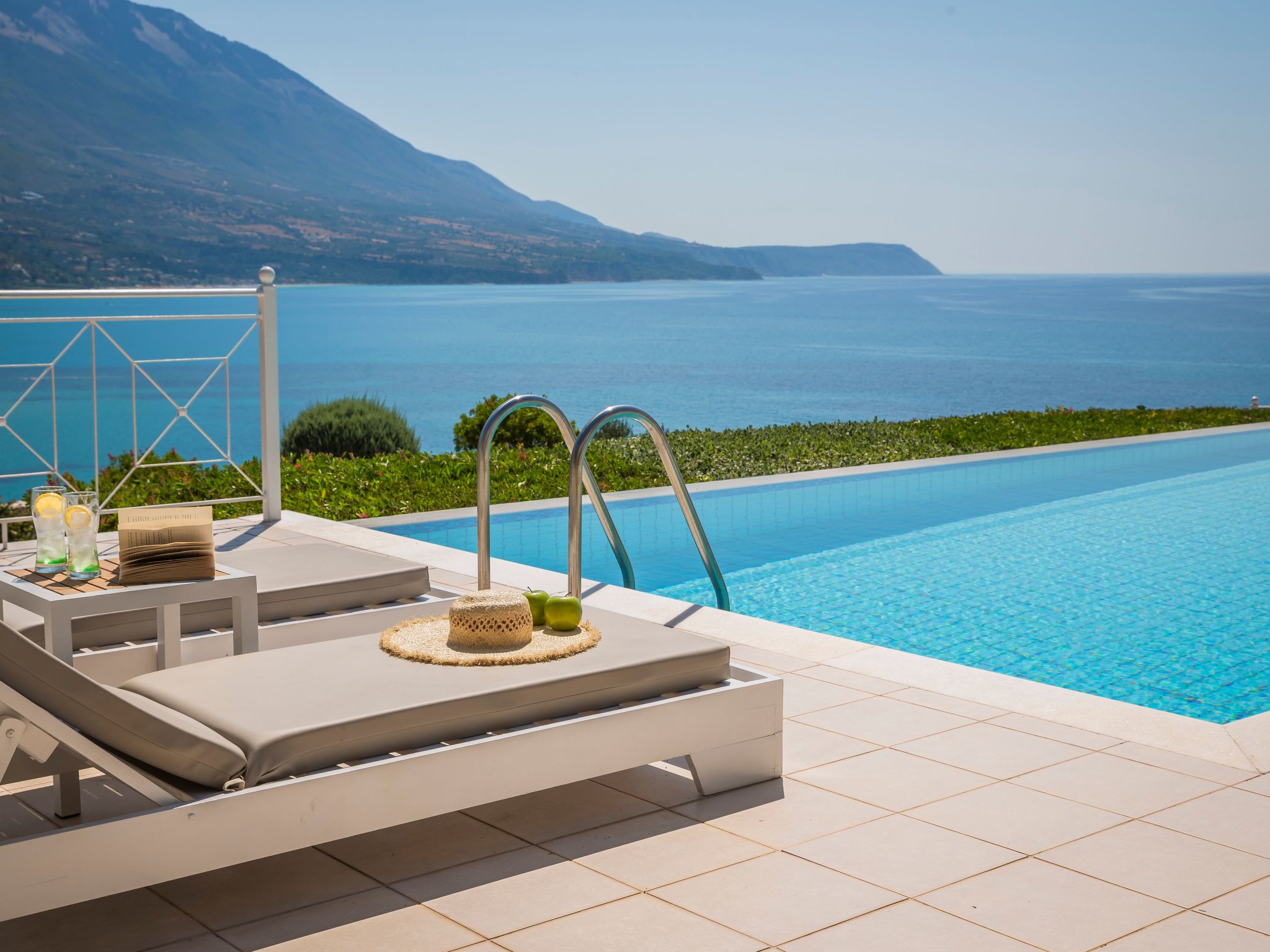 Luxusvilla Thalassa, direkt am Meer