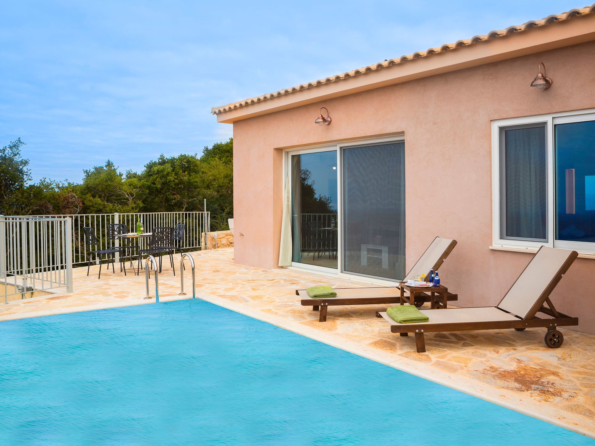 Villa Elos mit fantastischer Aussicht