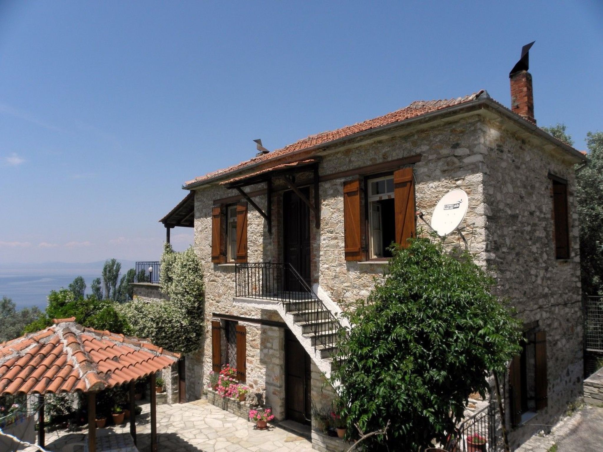 Lefokastro Pilion — view 1 of 40