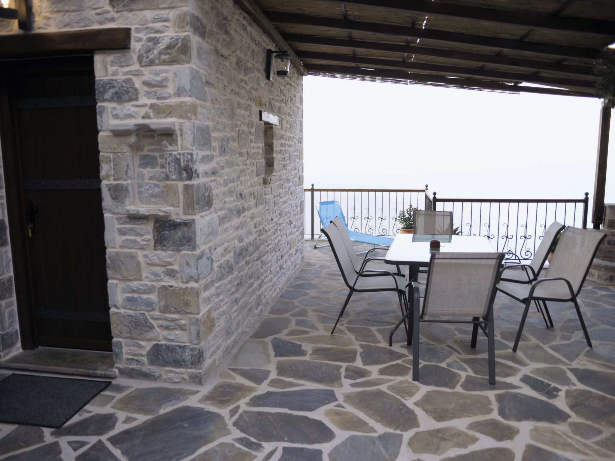 Villa im Grünen — Terrace (3 of 24)