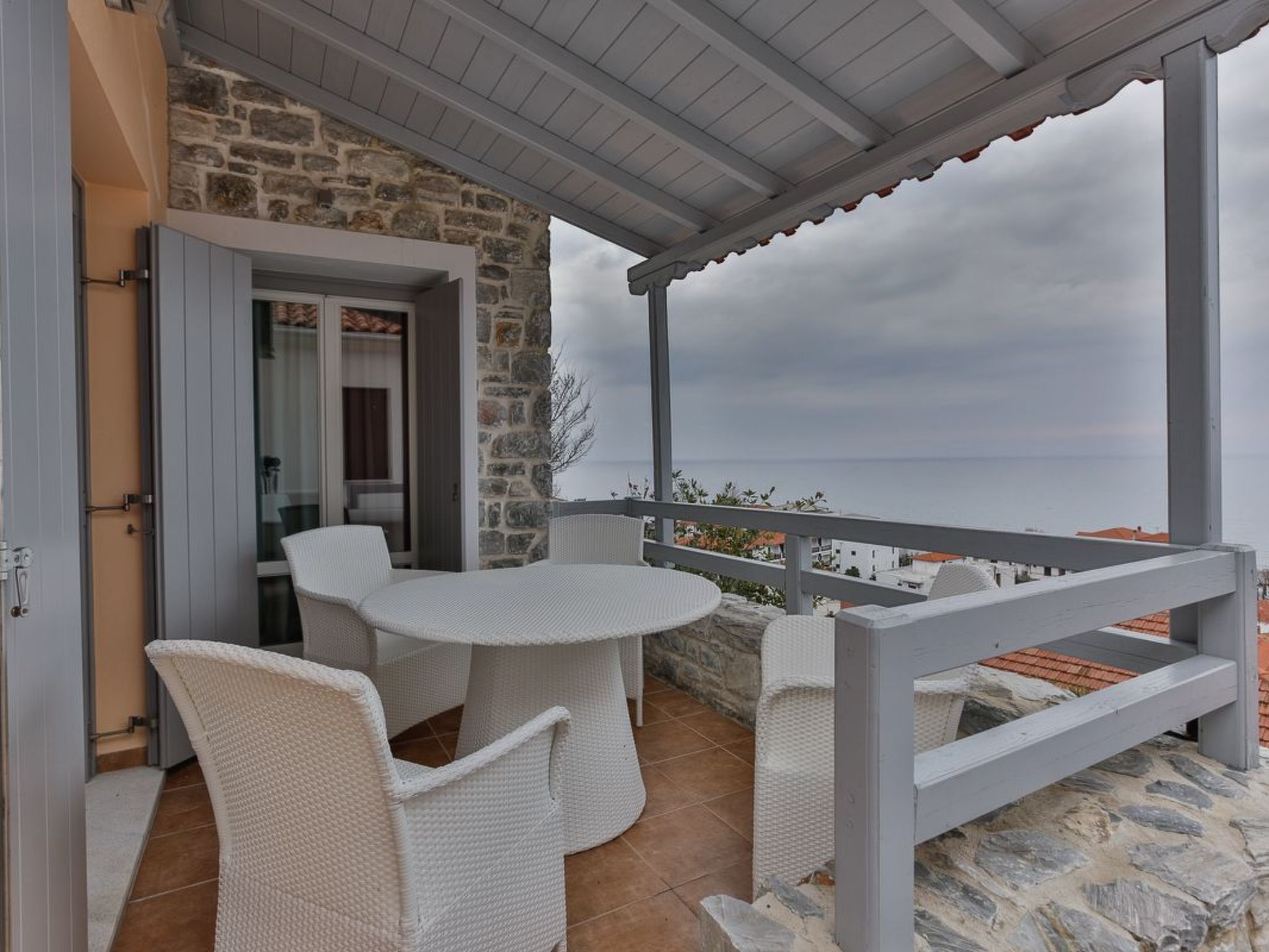 "Centaur Villa" direkt am Strand — Terrace (2 of 13)