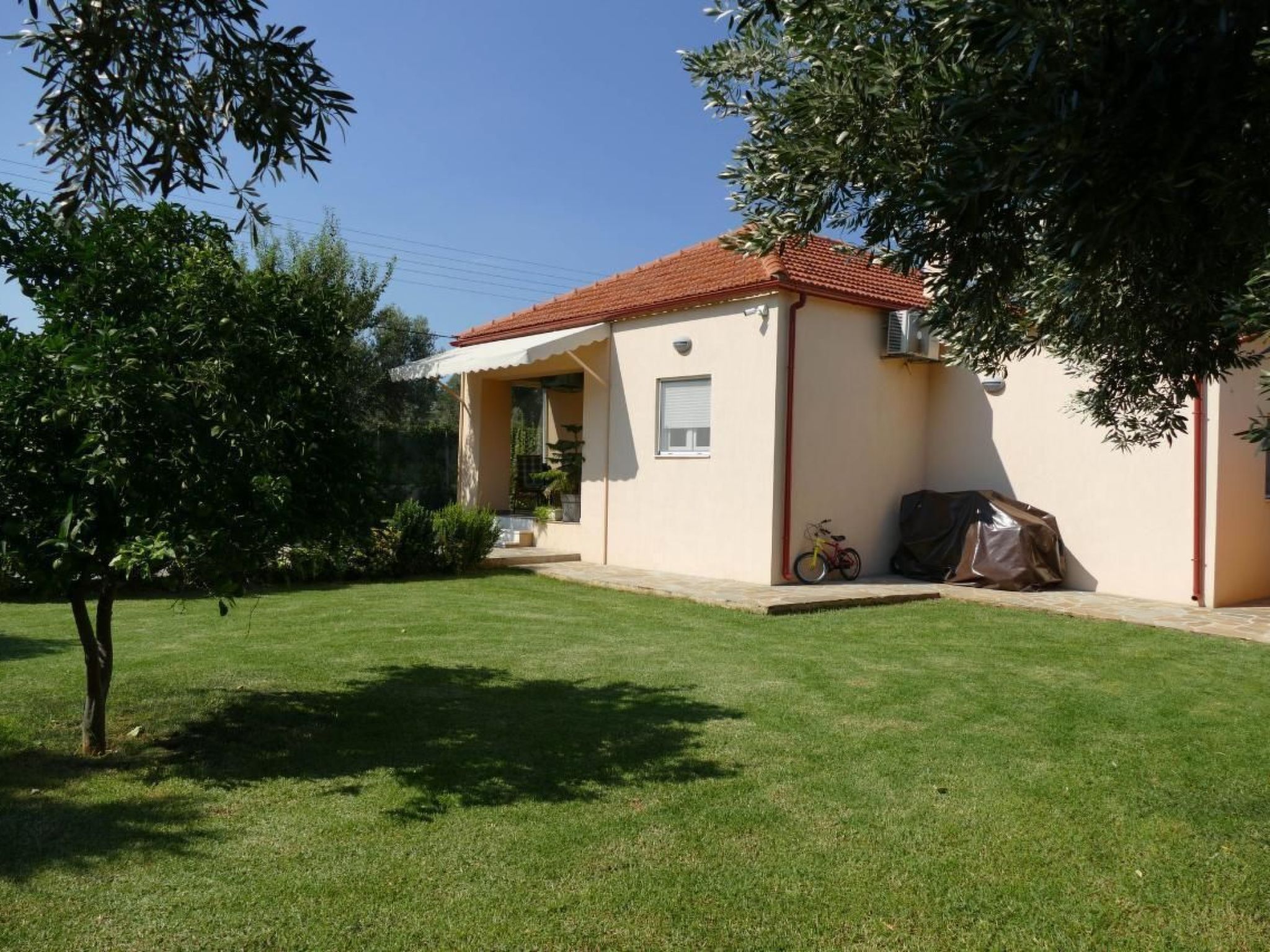 Esperides Ferien-Buiten