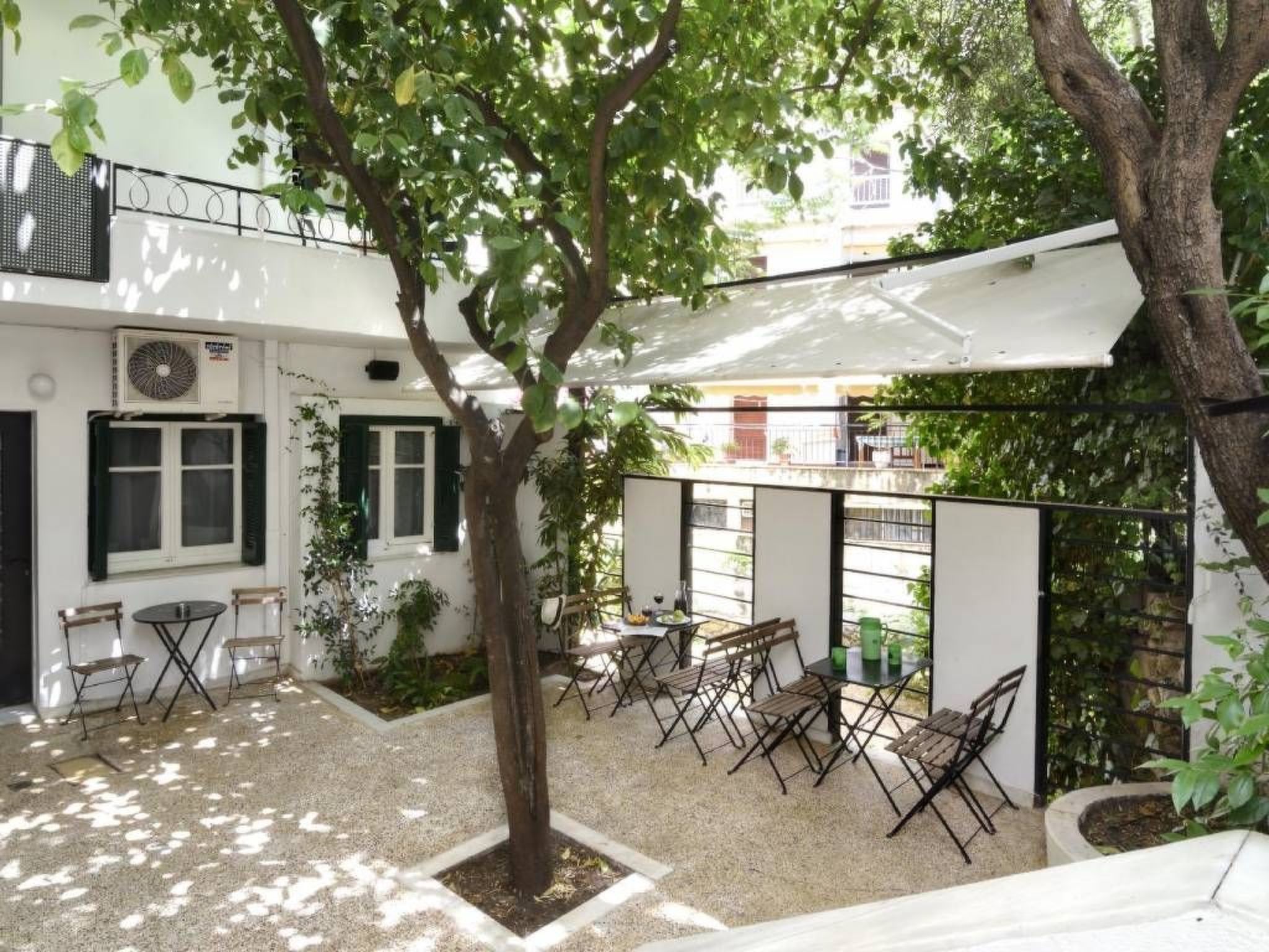 Studio "Purple Heart" mit Terrasse — Terrace (5 of 18)