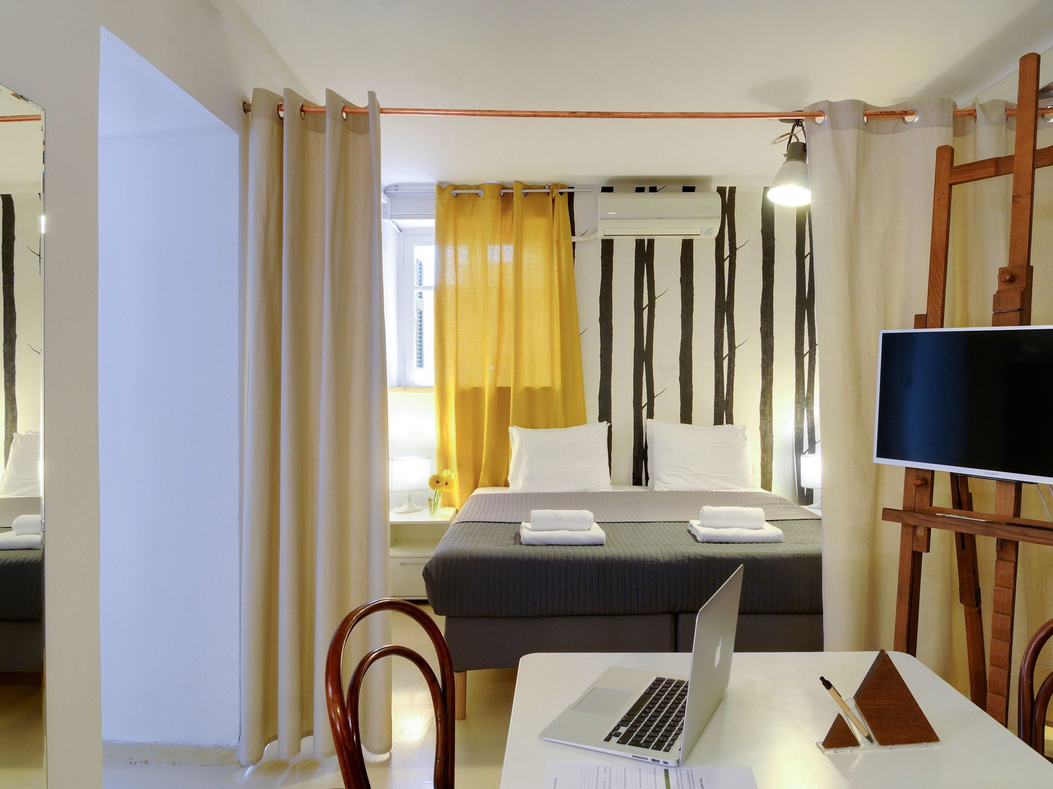 Studio "Kranichschnabel" mit Grill-Dedans