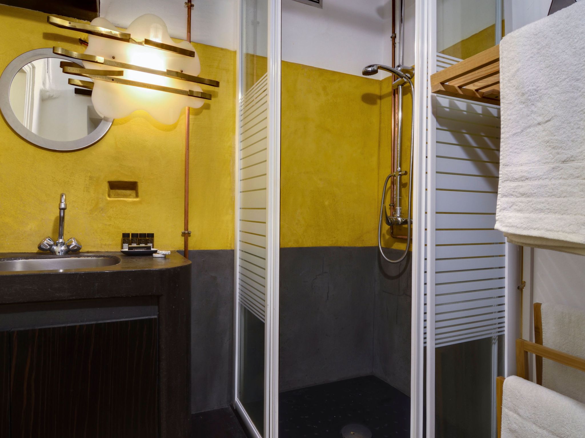 Studio "Kranichschnabel" mit Grill-Dedans