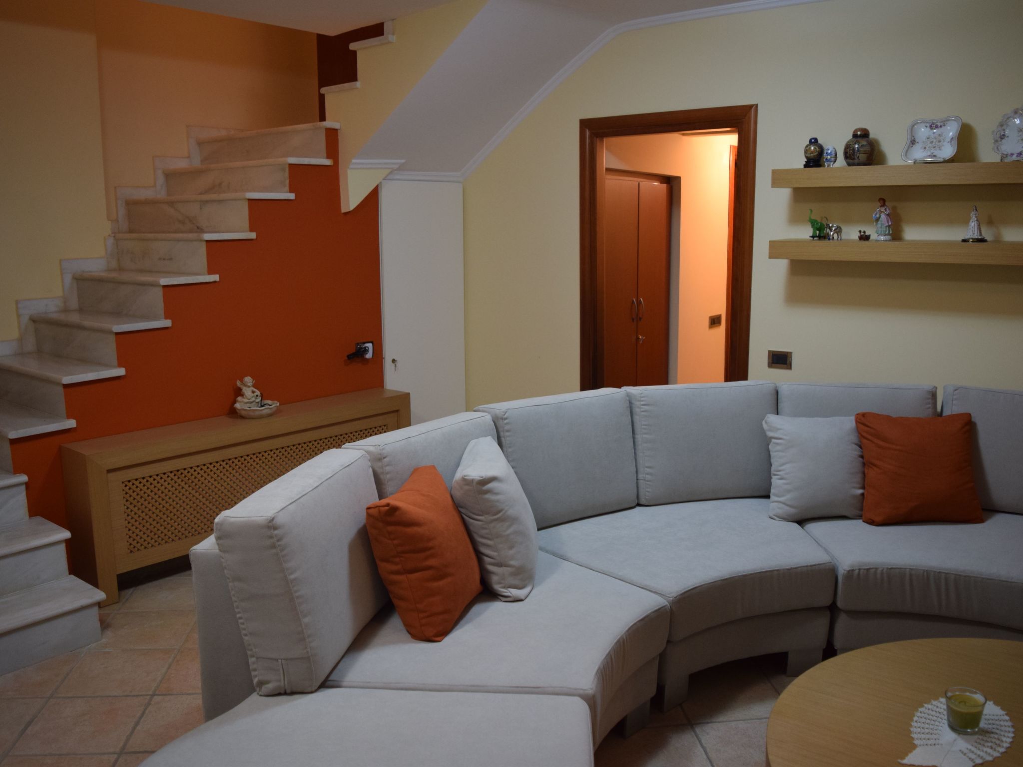 Privater Pool Panorama Athen 2 Stockwerk Villa-Dedans