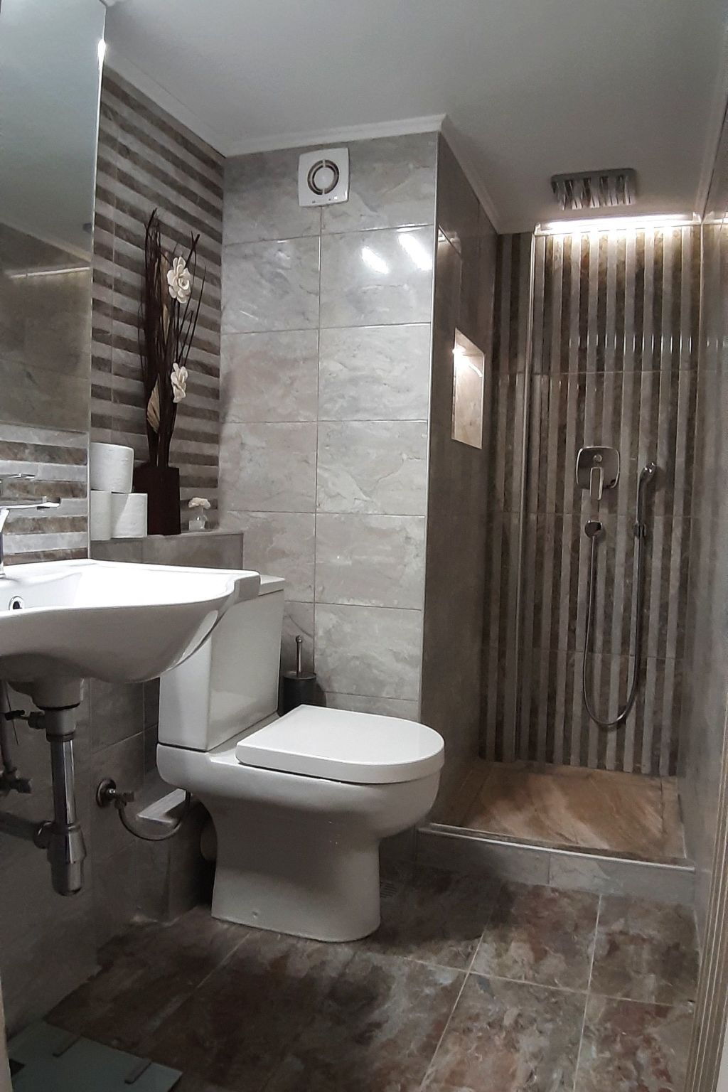 Athens SmArt 3-Room Apartment-Dedans