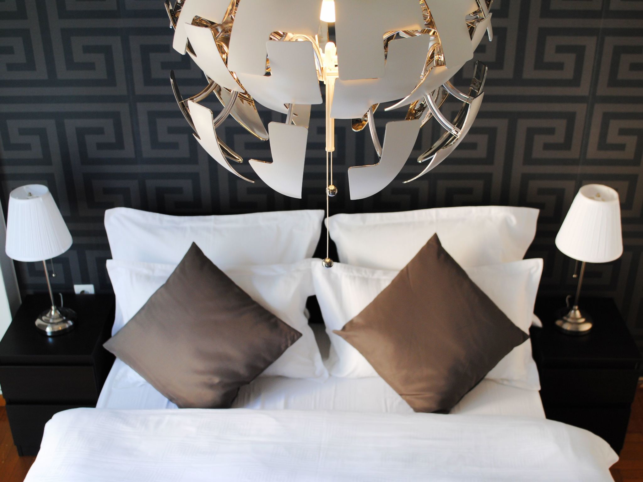 Athens SmArt 3-Room Apartment-Image-tags.info