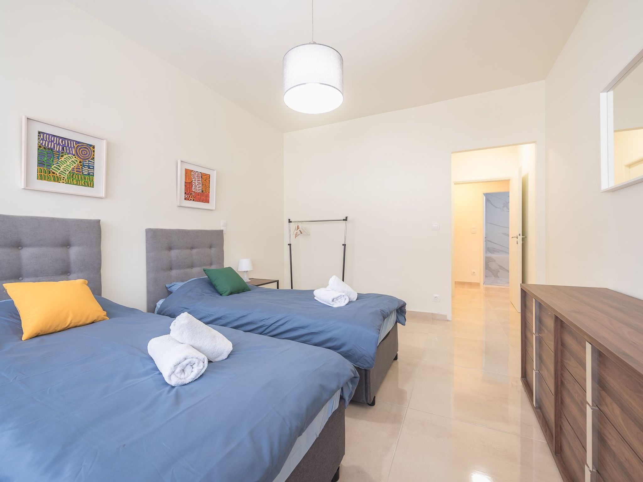 Stilvolle 2 Schlafzimmer, nur wenige Schritte von Fokionos Negri-Binnen