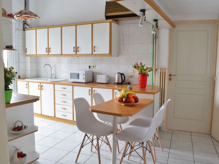 Athen Hauptbahnhof 4-zimmer-wohnung - Atenas