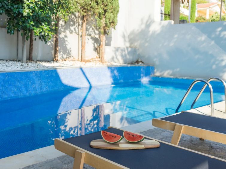 Search and Stay Destinations. Pet Friendly Rentals in Porto Rafti, Porto Rafti - Greece