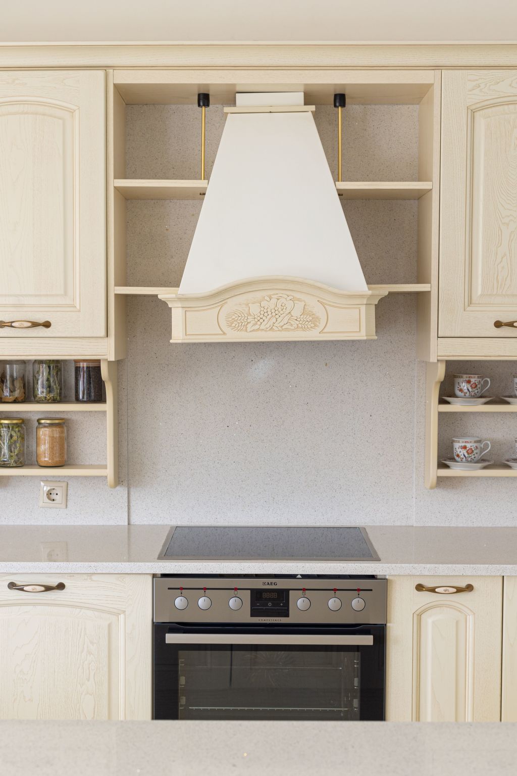 Villa Stefani mit privatem Pool-Binnen