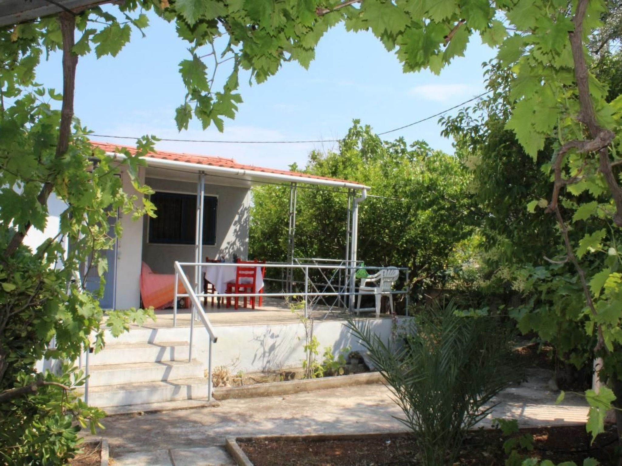 Schönes Surfercottage mit herrlichem Garten
