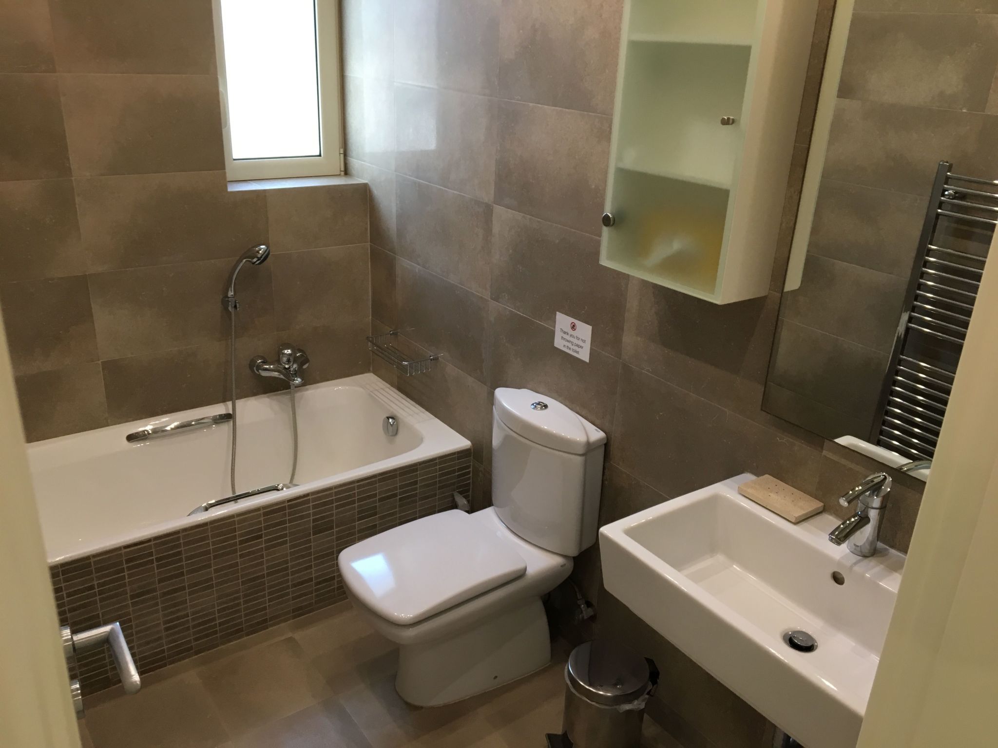 Ferienvilla auf einem privaten und sicheren Grundstück-Binnen