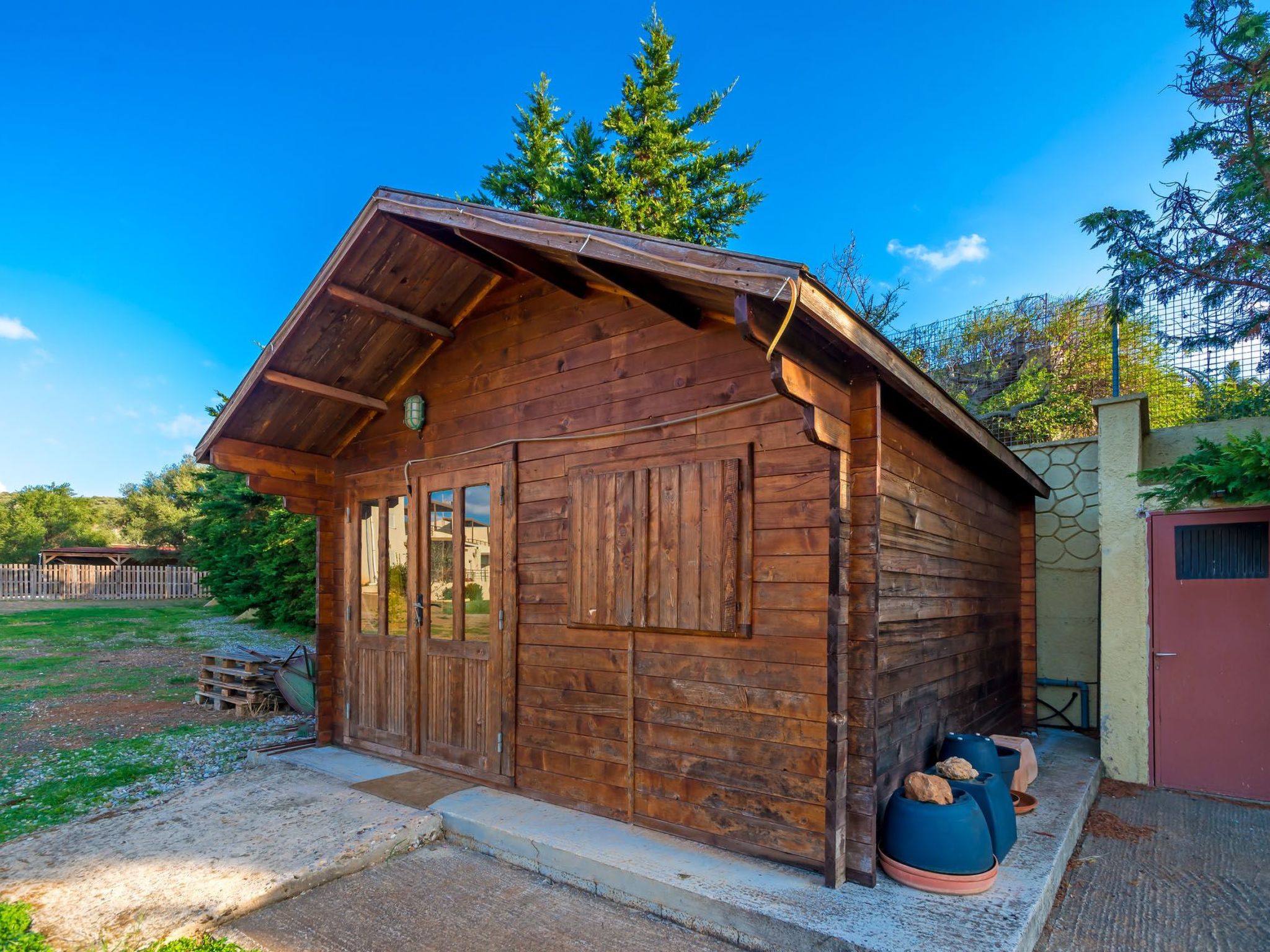 Ferienvilla auf einem privaten und sicheren Grundstück-Binnen