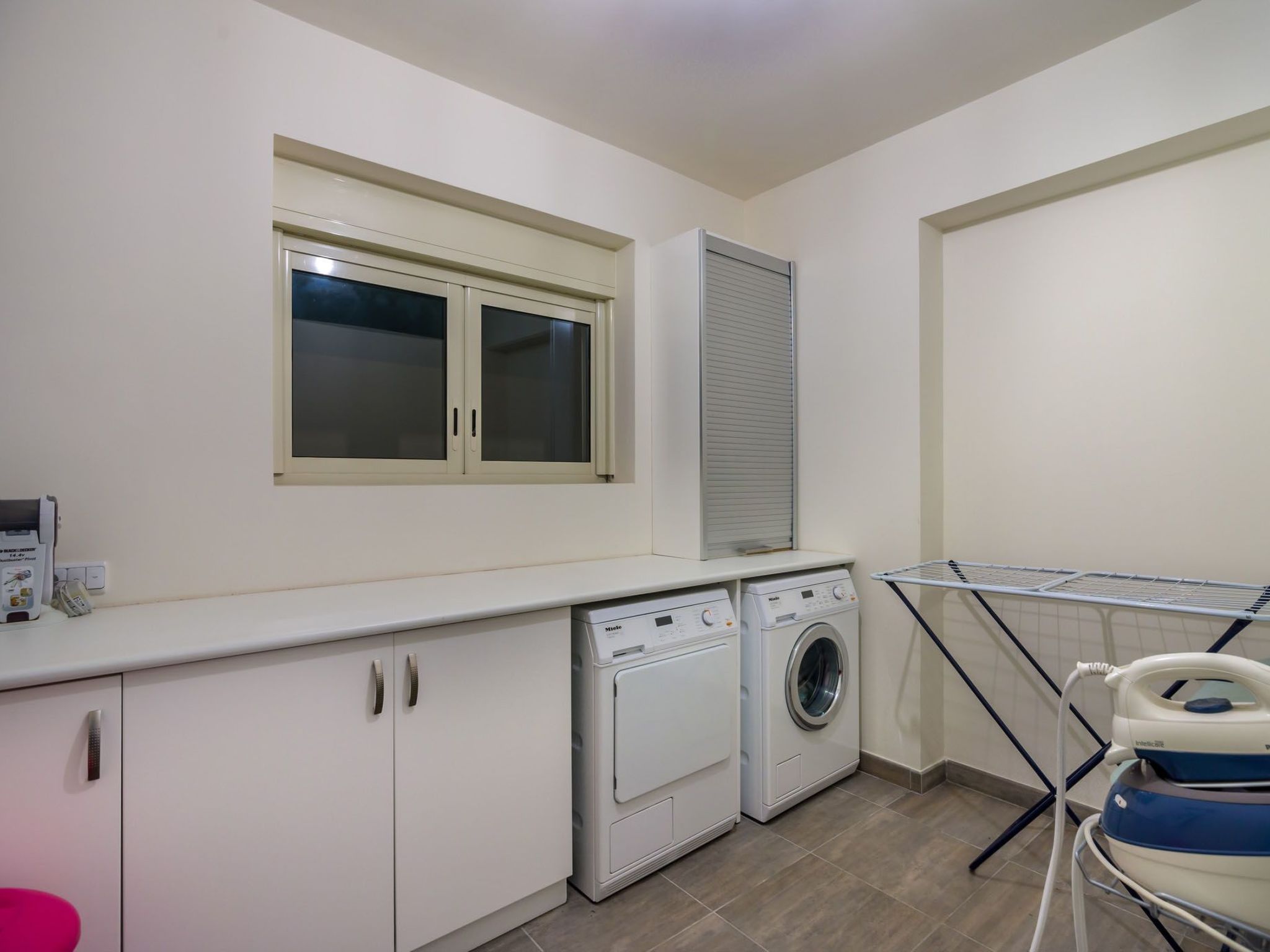 Ferienvilla auf einem privaten und sicheren Grundstück-Binnen