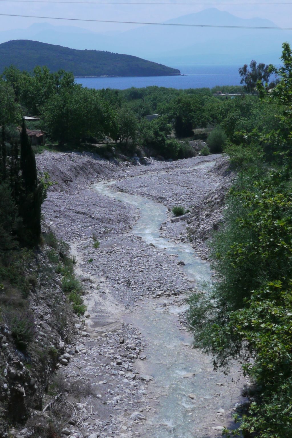 Spiti Louloudia-Buiten