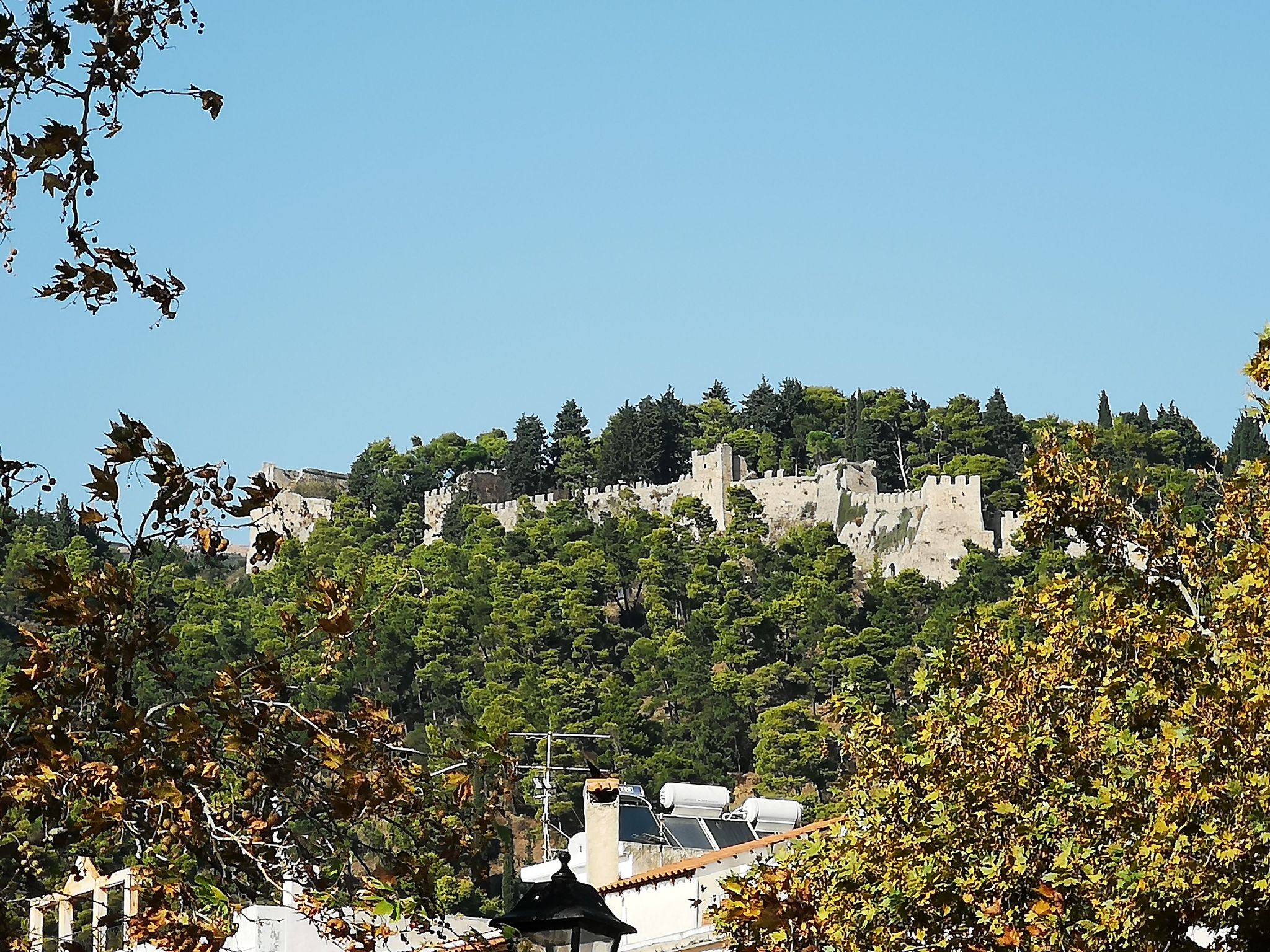 Spiti Louloudia-Buiten