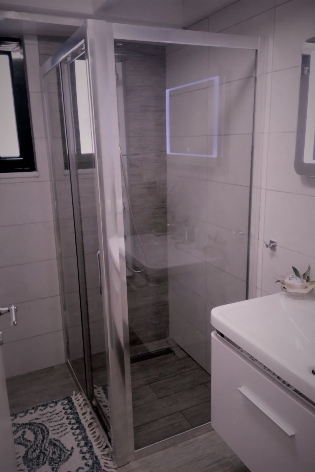 In Paralia Sergoulas mit Kleinem Balkon-Binnen