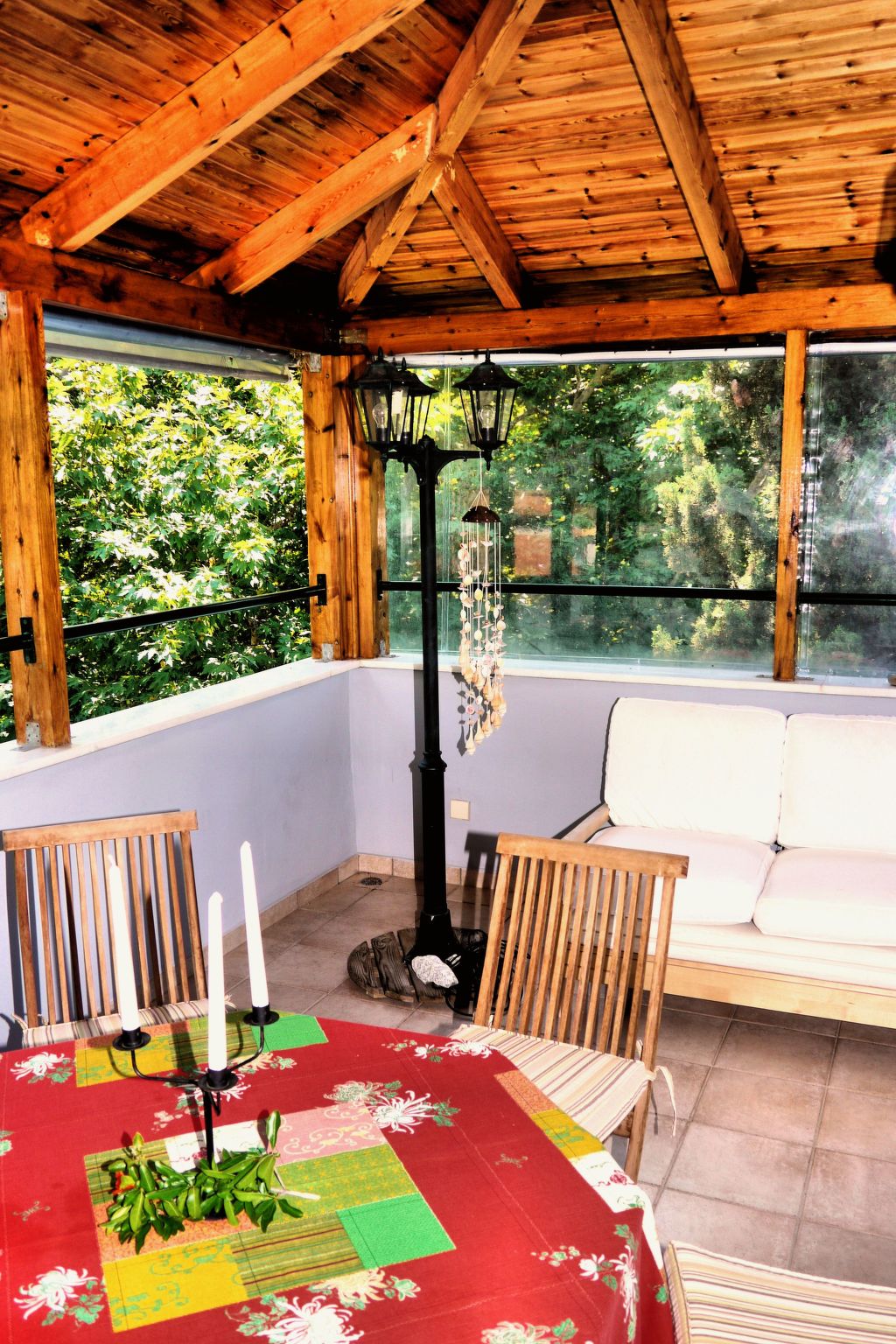 In Paralia Sergoulas mit Kleinem Balkon-Binnen