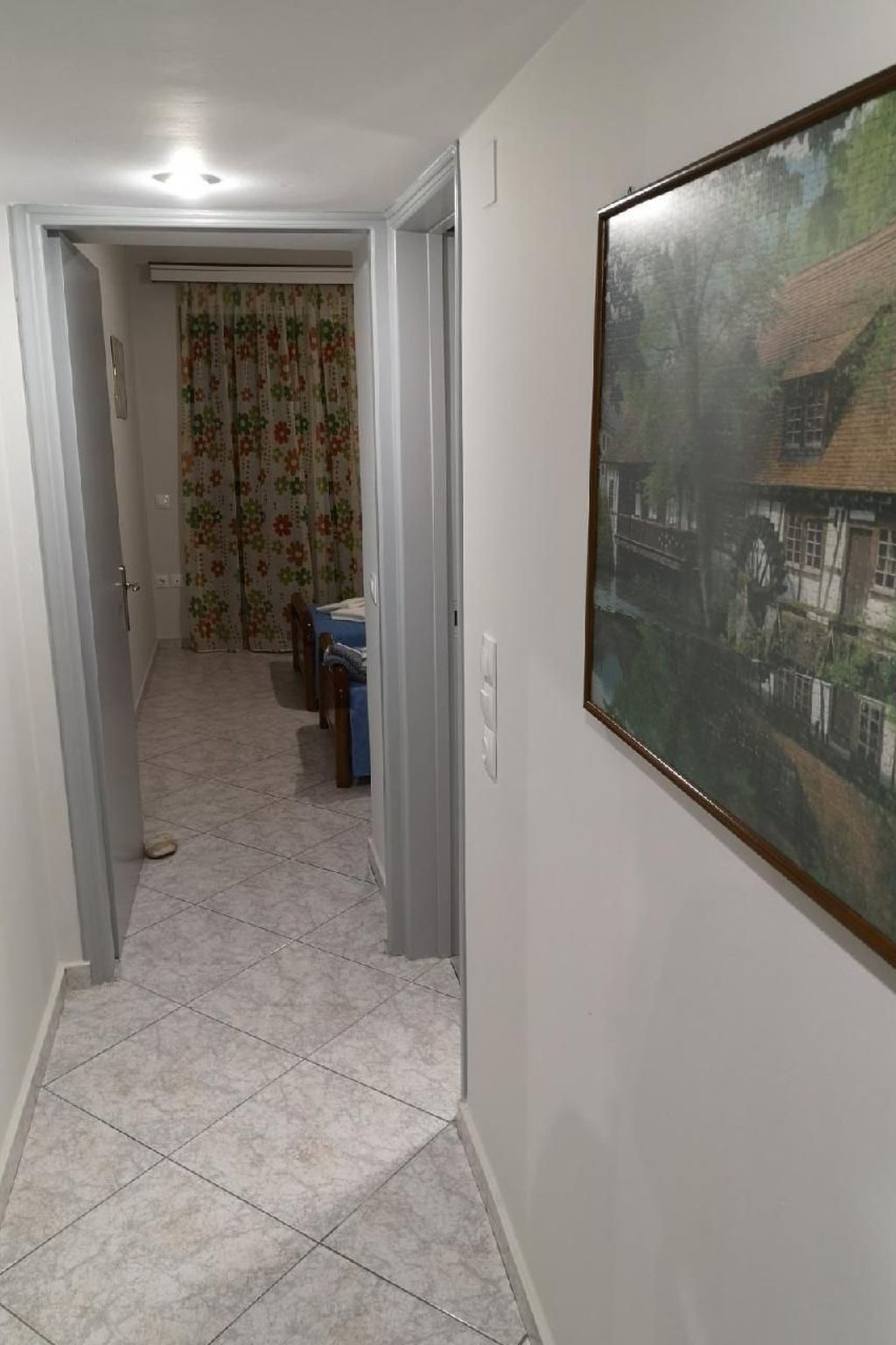 Mit Blick auf das Wasser-Binnen