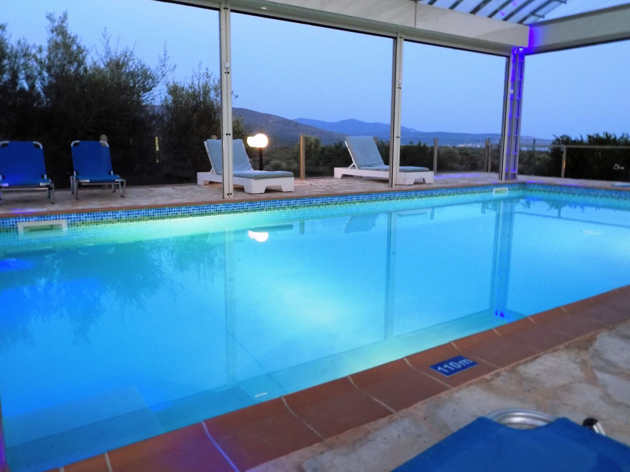 "Villa Rodon" mit privatem Pool-Buiten