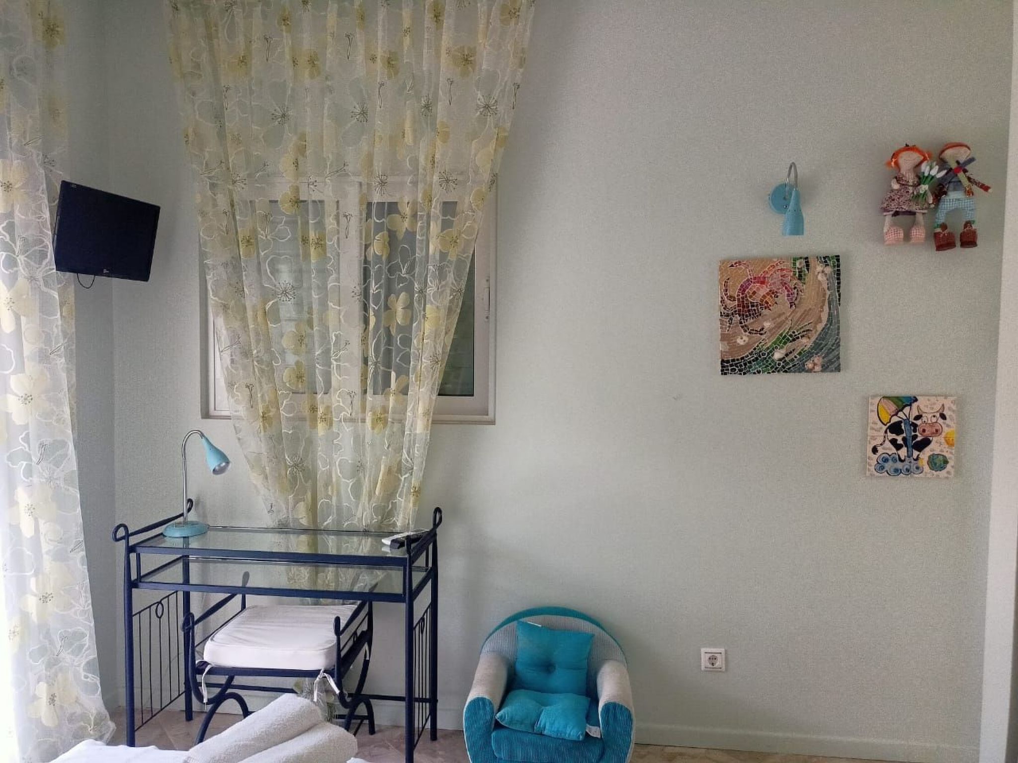 Anwesen "Villa Livadia" mit Infinity-Pool-Binnen