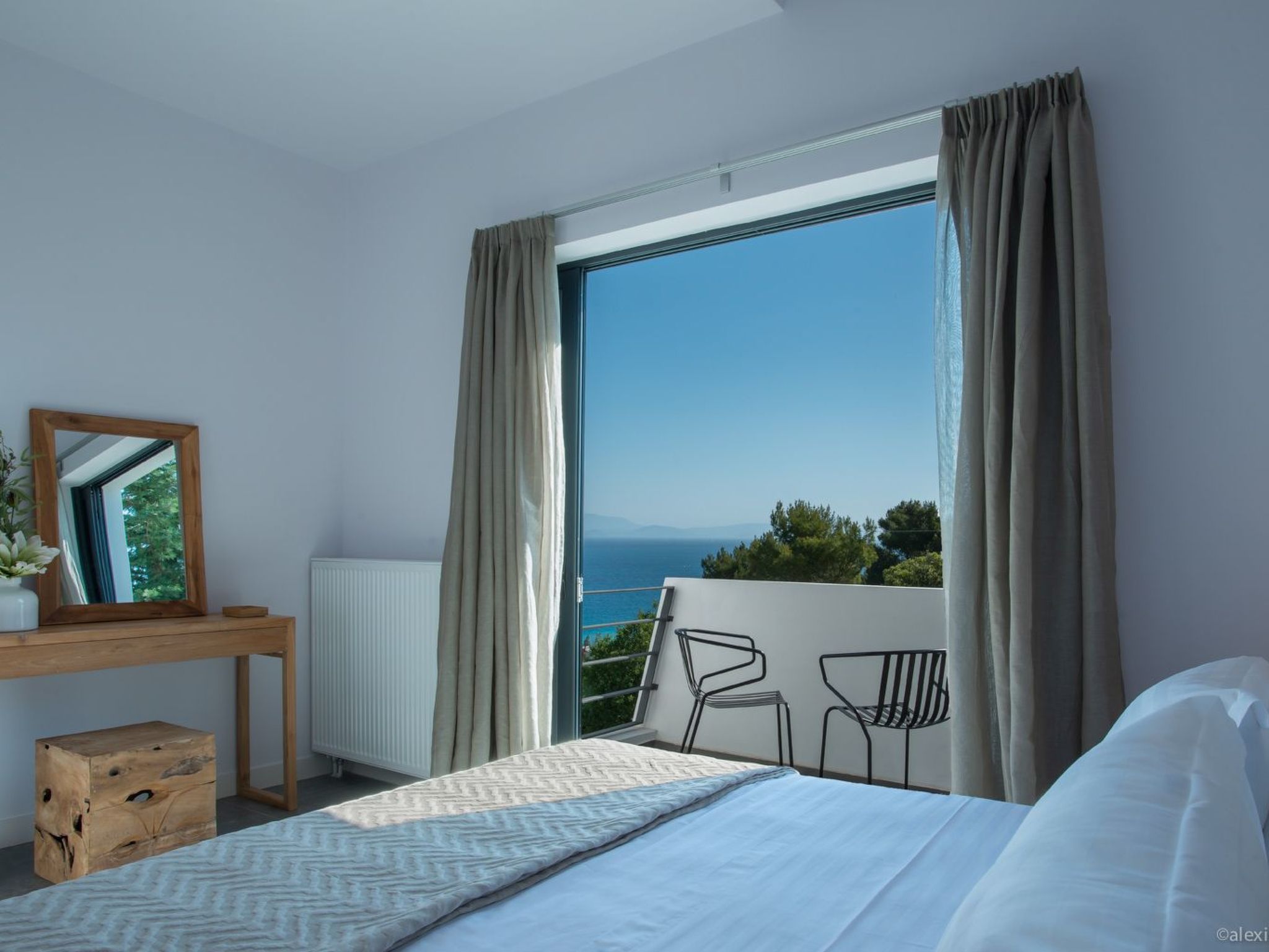 Mit Blick auf das Wasser-Image-tags.info