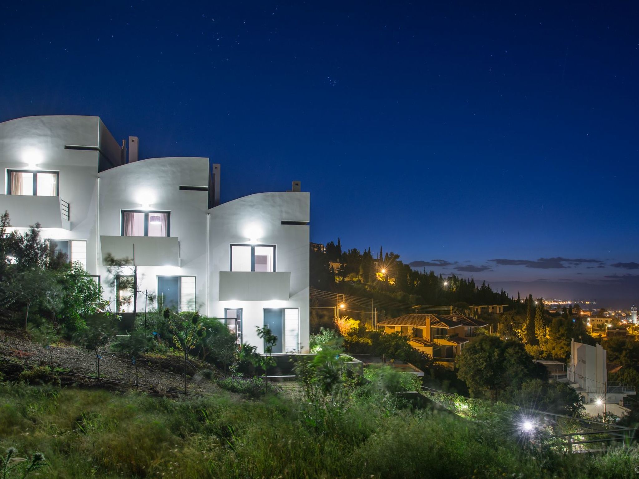 Mit Blick auf das Wasser