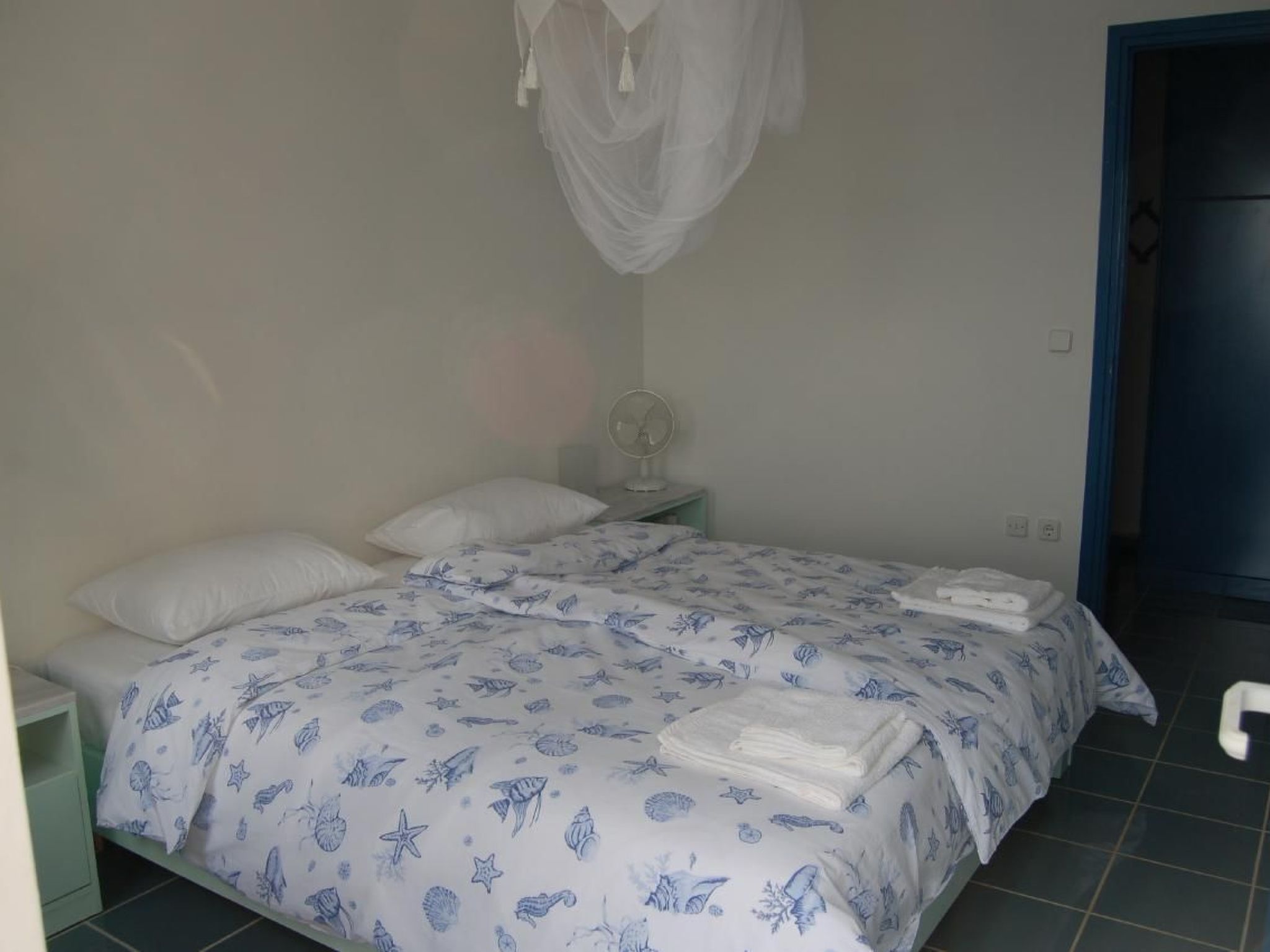 Mit Wasserblick-Binnen