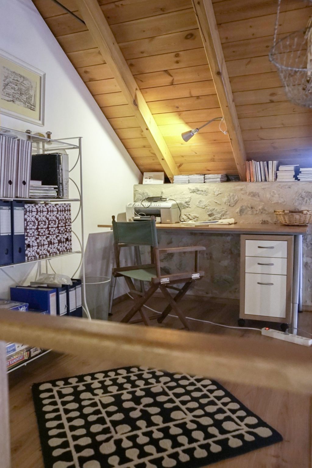 Steinhaus in Leonido mit Parkplatz-Binnen