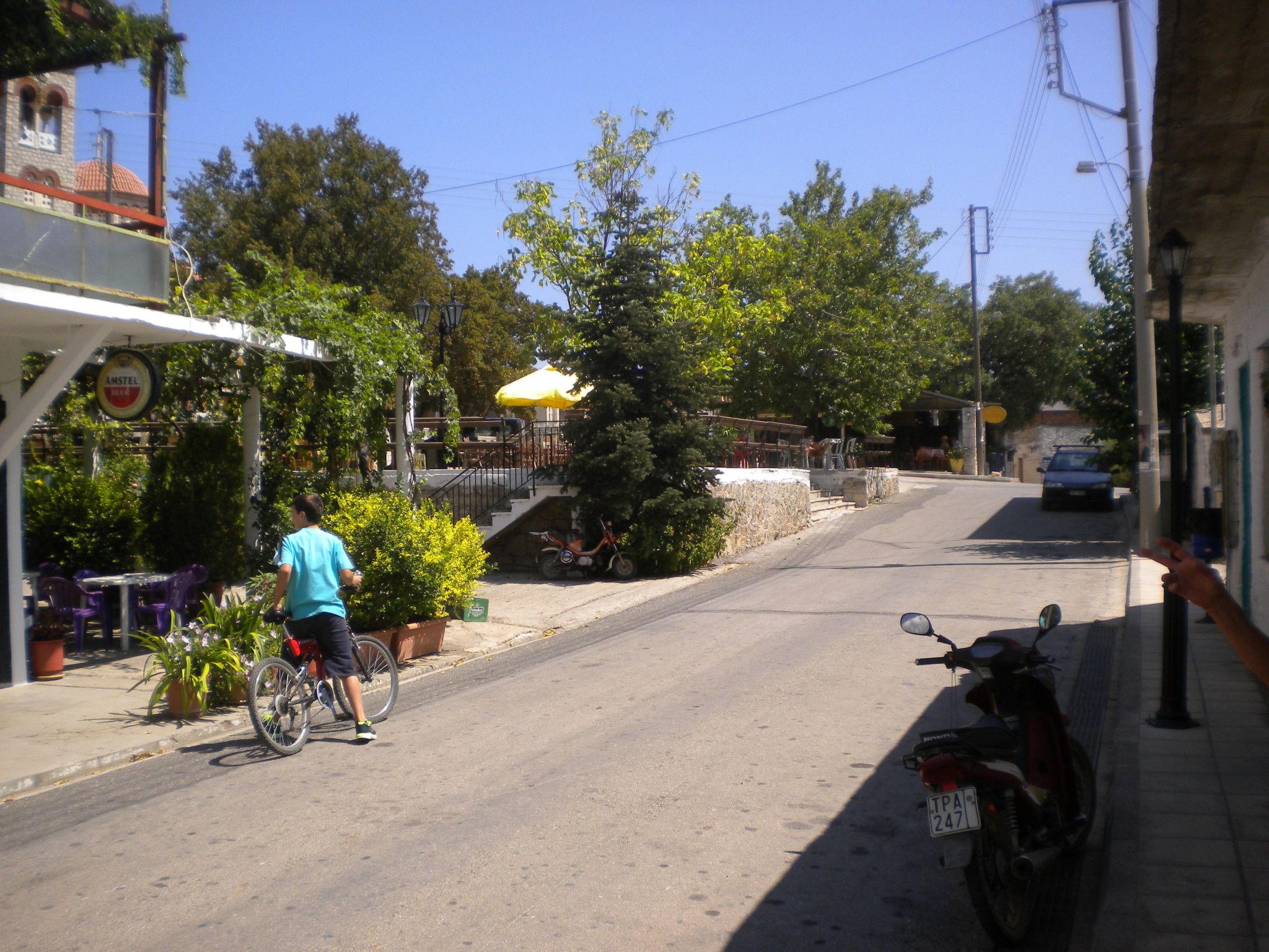 Steinhaus in Leonido mit Parkplatz-Binnen