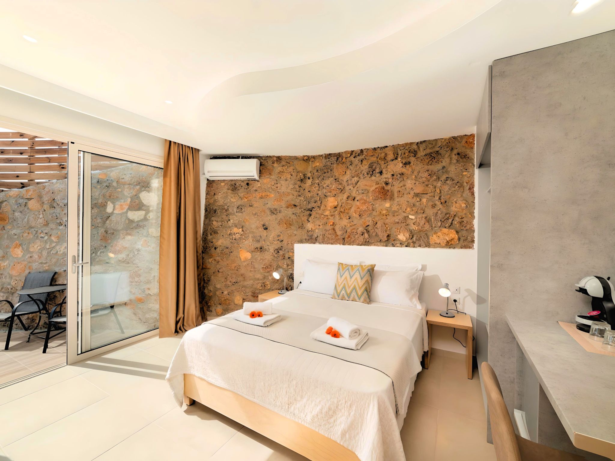 Canes Villa Beheizter Pool-Image-tags.info