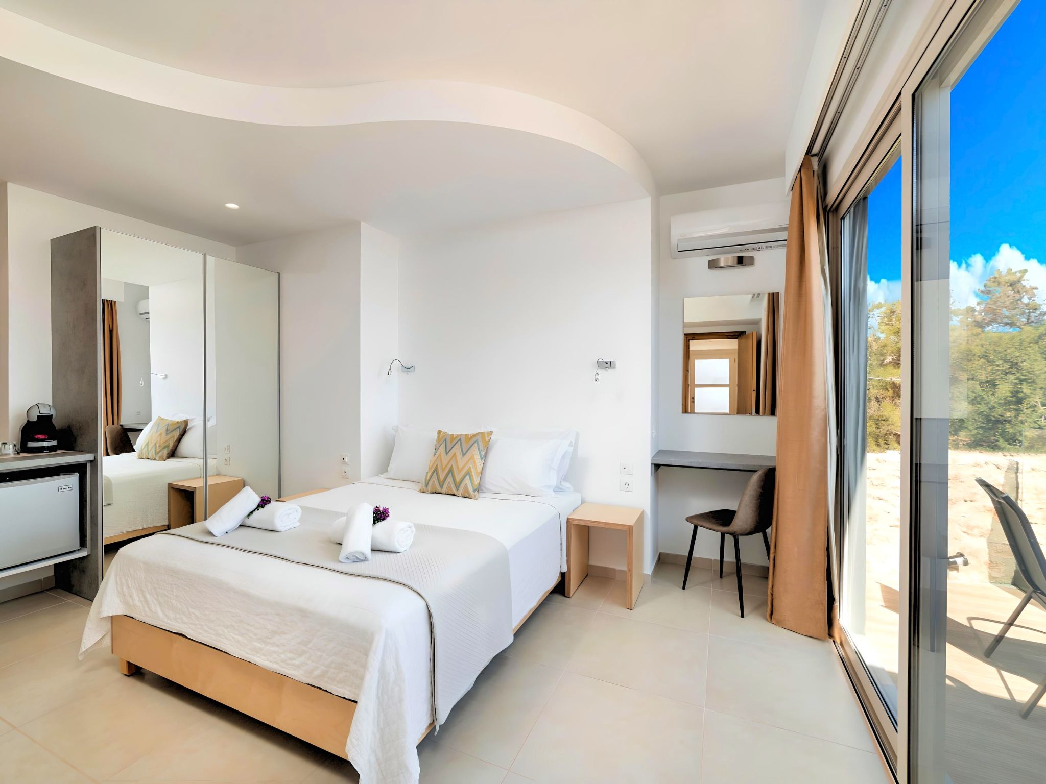 Canes Villa Beheizter Pool-Image-tags.info