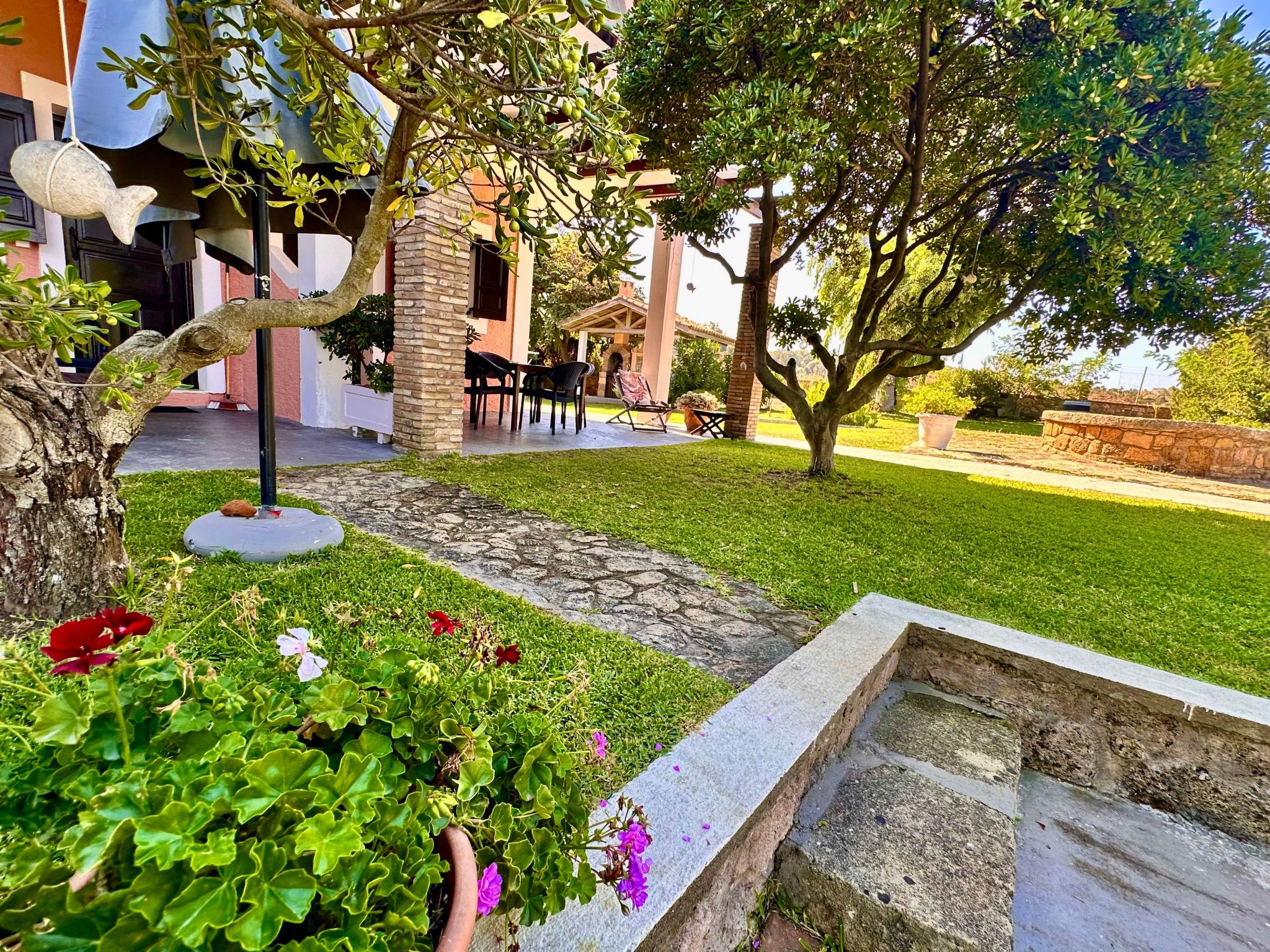 Familienrückzug mit Meerblick in den Genari Apartments-Image-tags.info