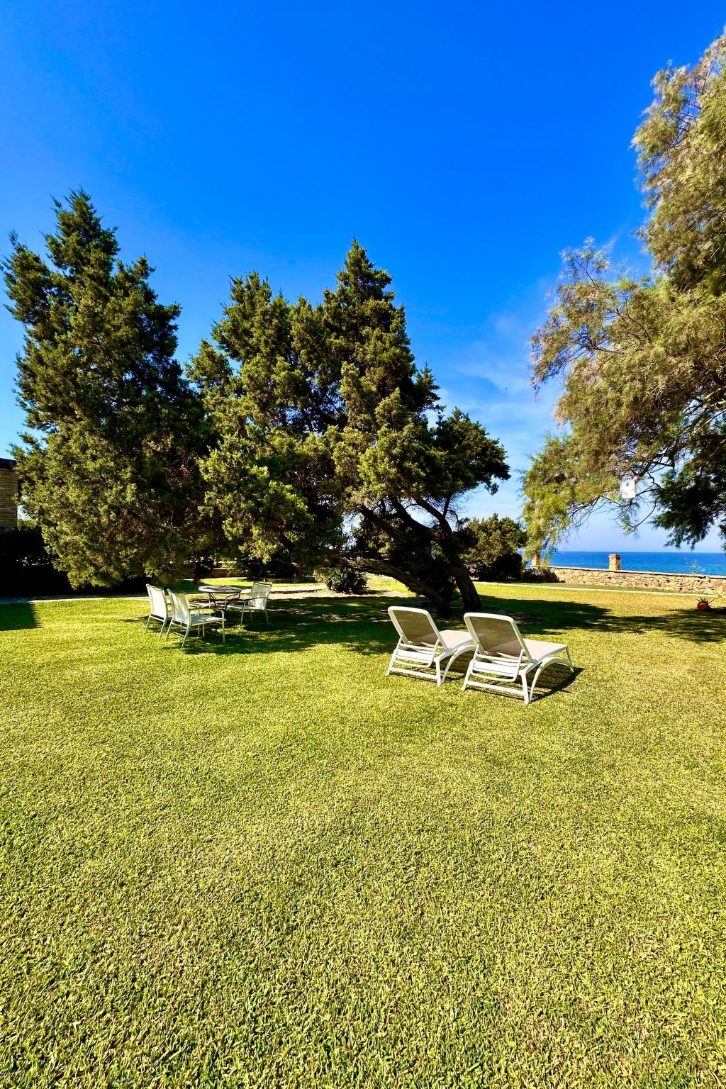 Apartment mit Meer- und Gartenblick - Genari Beach-Image-tags.info