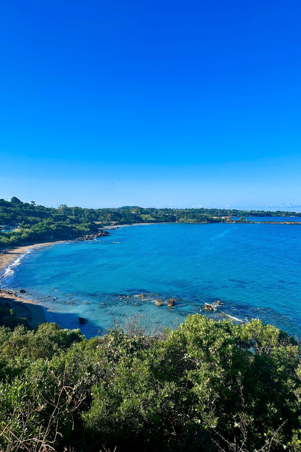 Apartment mit Meer- und Gartenblick - Genari Beach-Image-tags.info