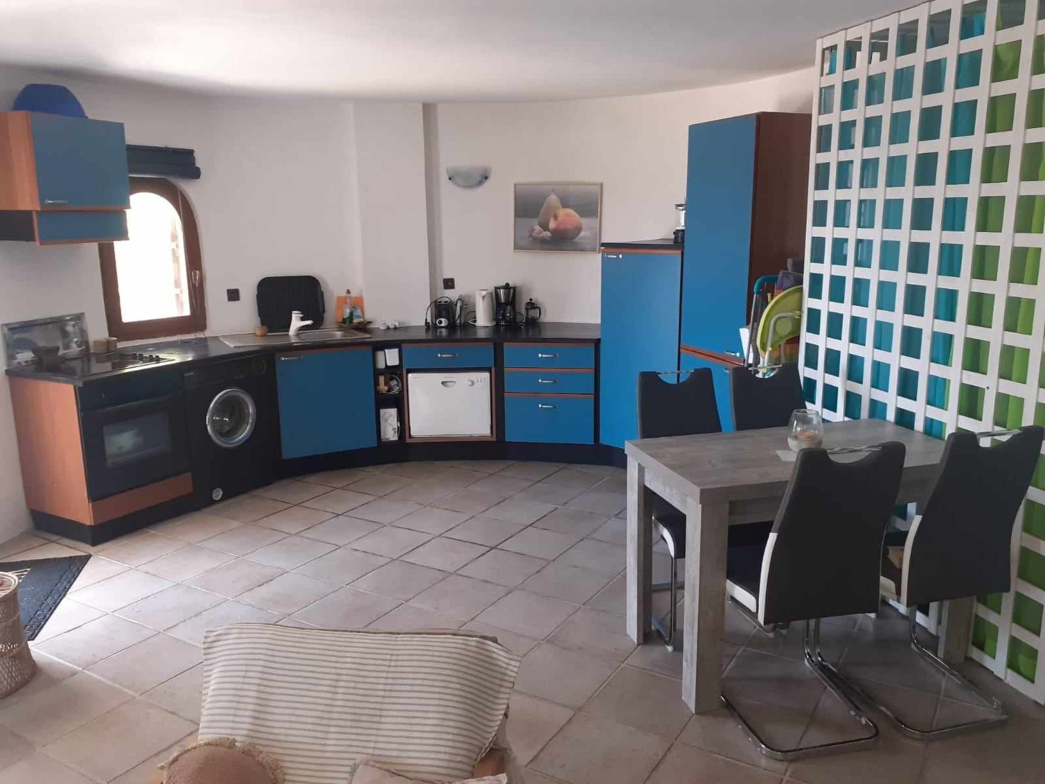 Charly Point Villa-Binnen