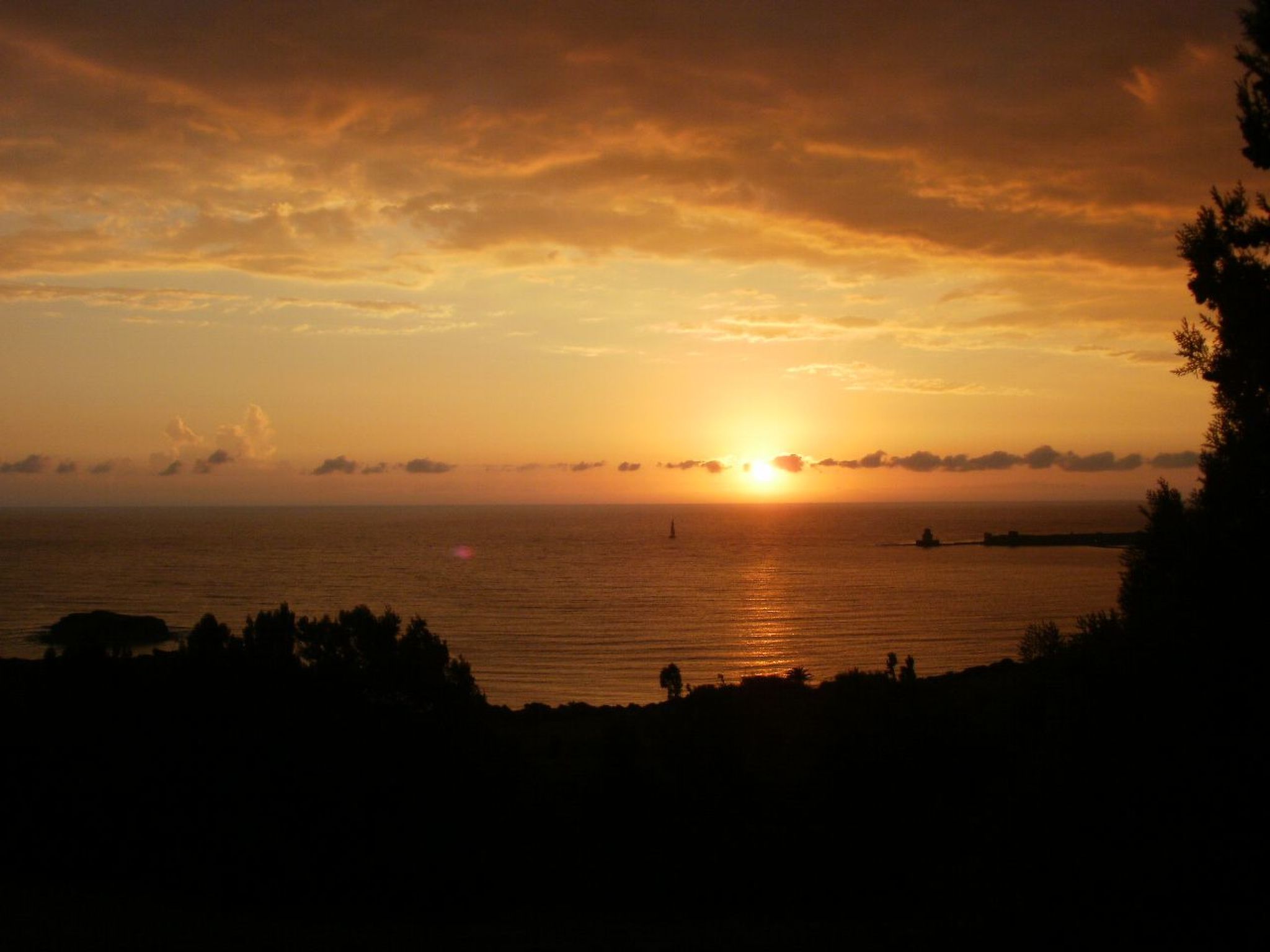 Charly Point Villa-Inside