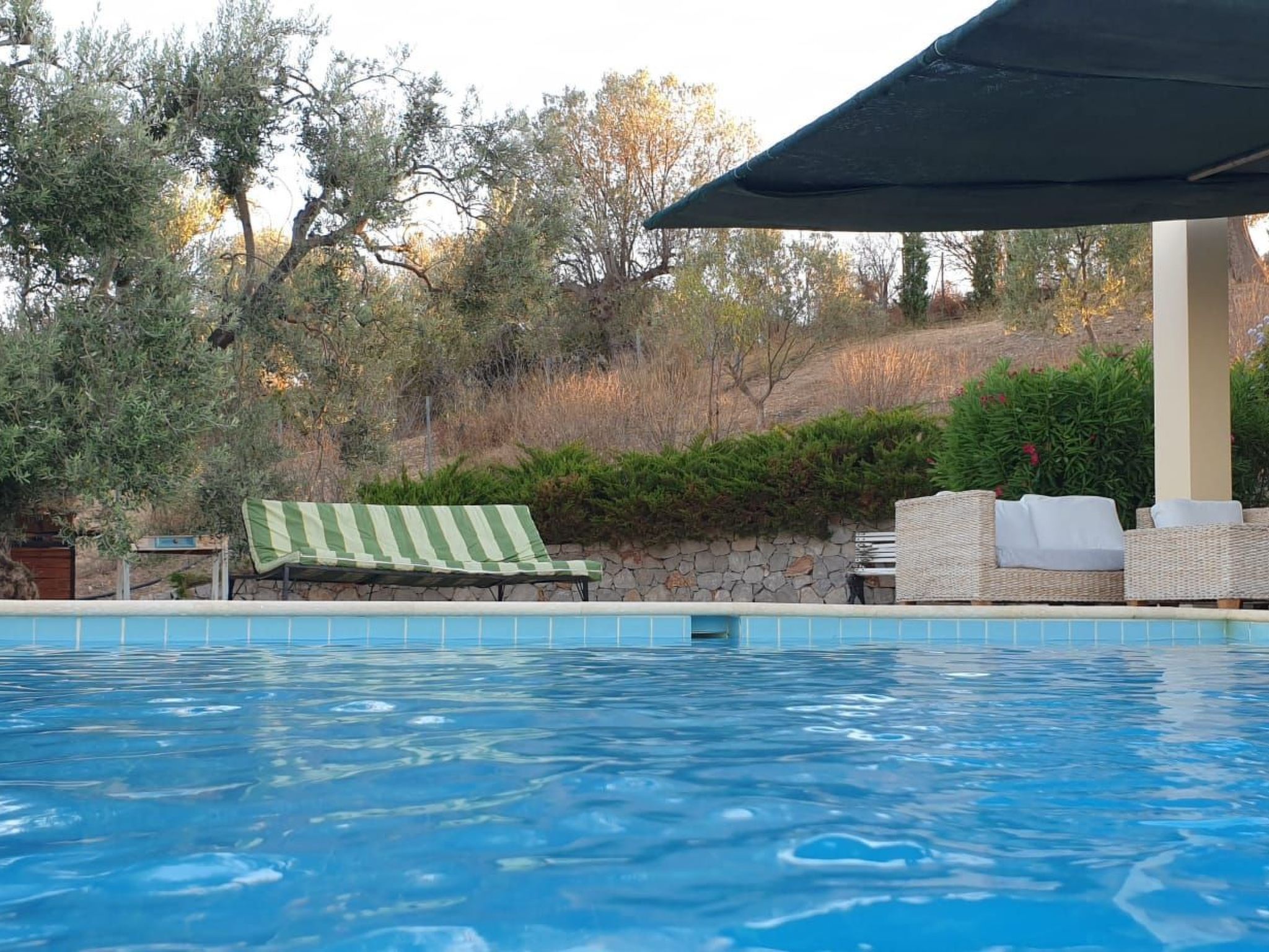 "Villa Newlands" - Pool, Meer und Inseln-Binnen