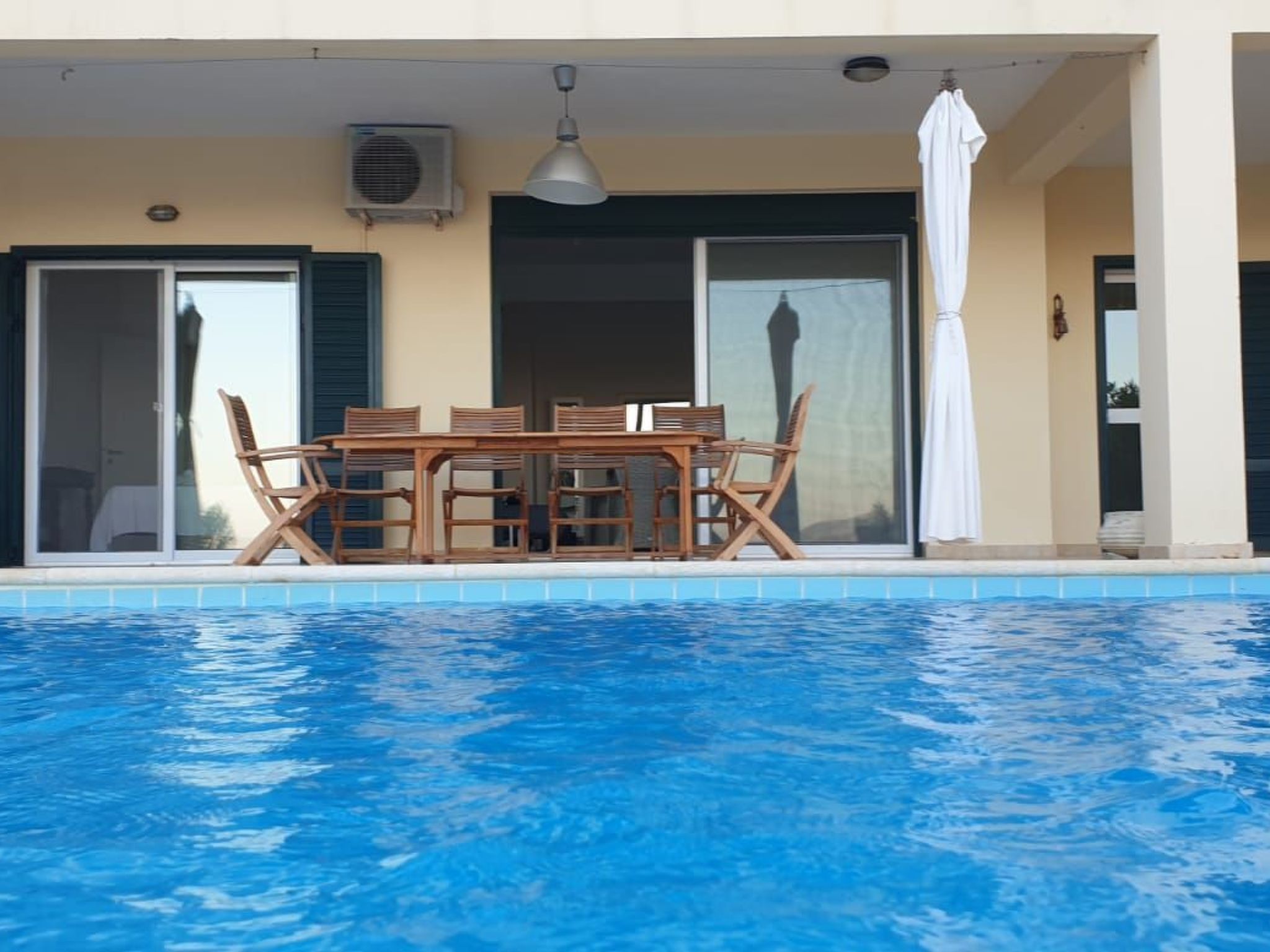 "Villa Newlands" - Pool, Meer und Inseln-Binnen