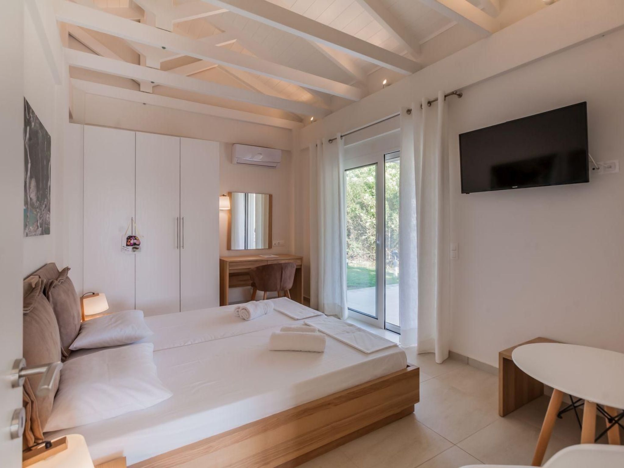 White Villas PPV-Image-tags.info