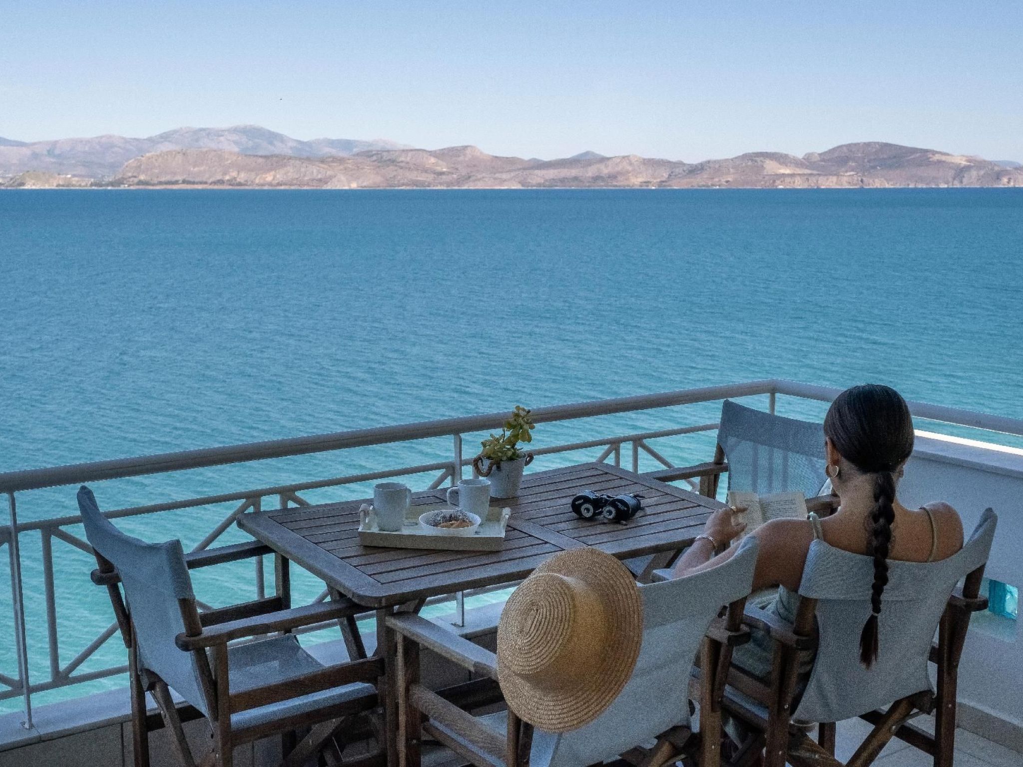 Zesa mit Balkon und Meerblick-Drinnen