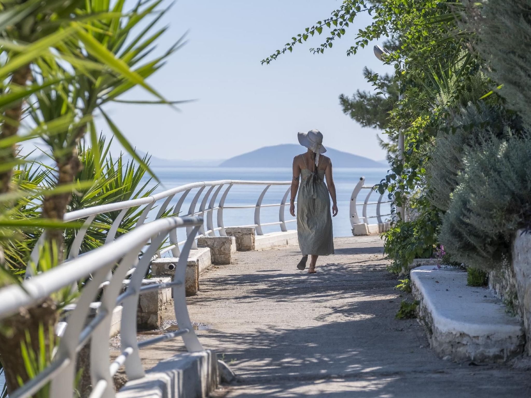 Zesa mit Balkon und Meerblick-Drinnen
