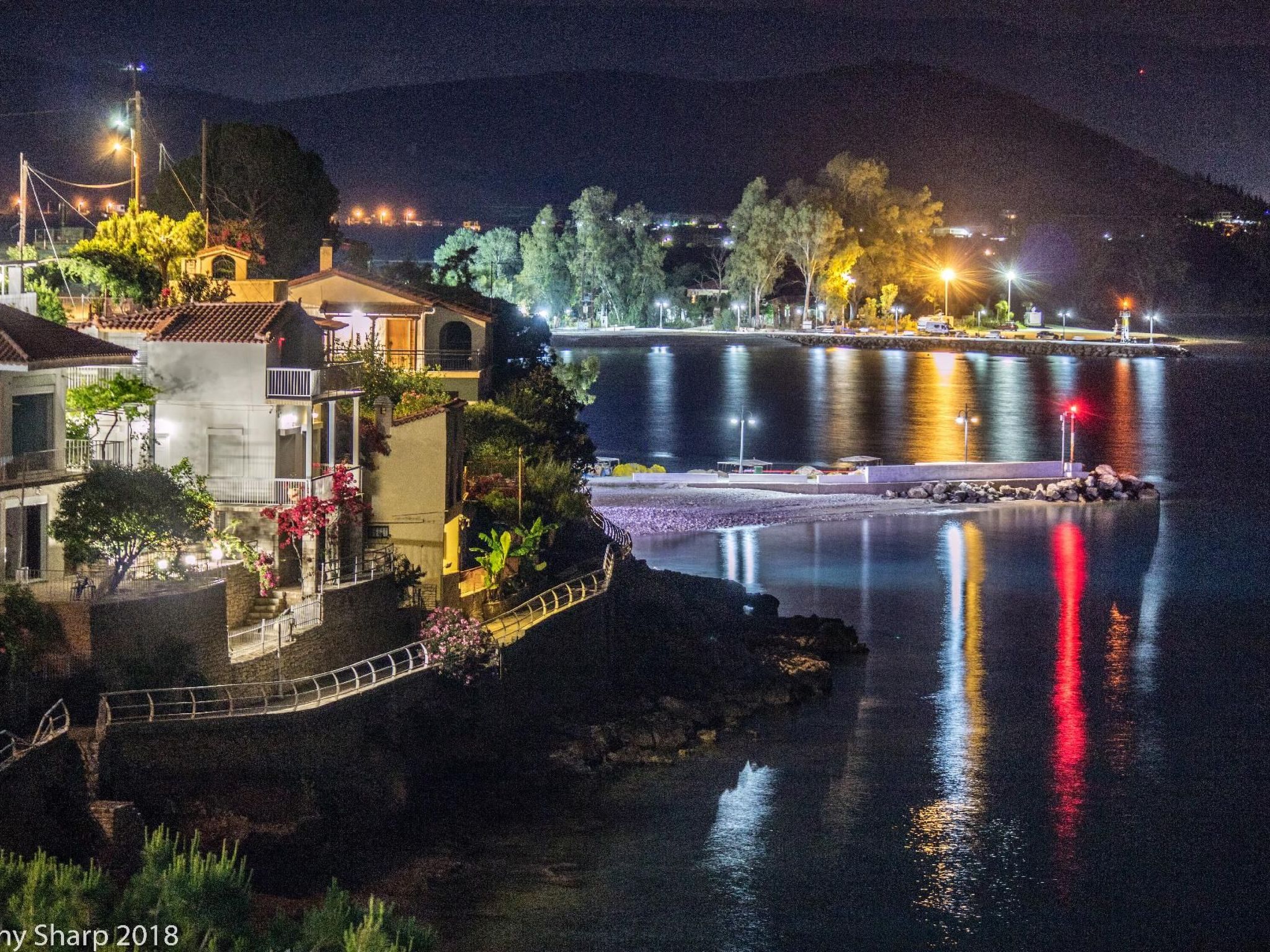 Zesa mit Balkon und Meerblick-Drinnen