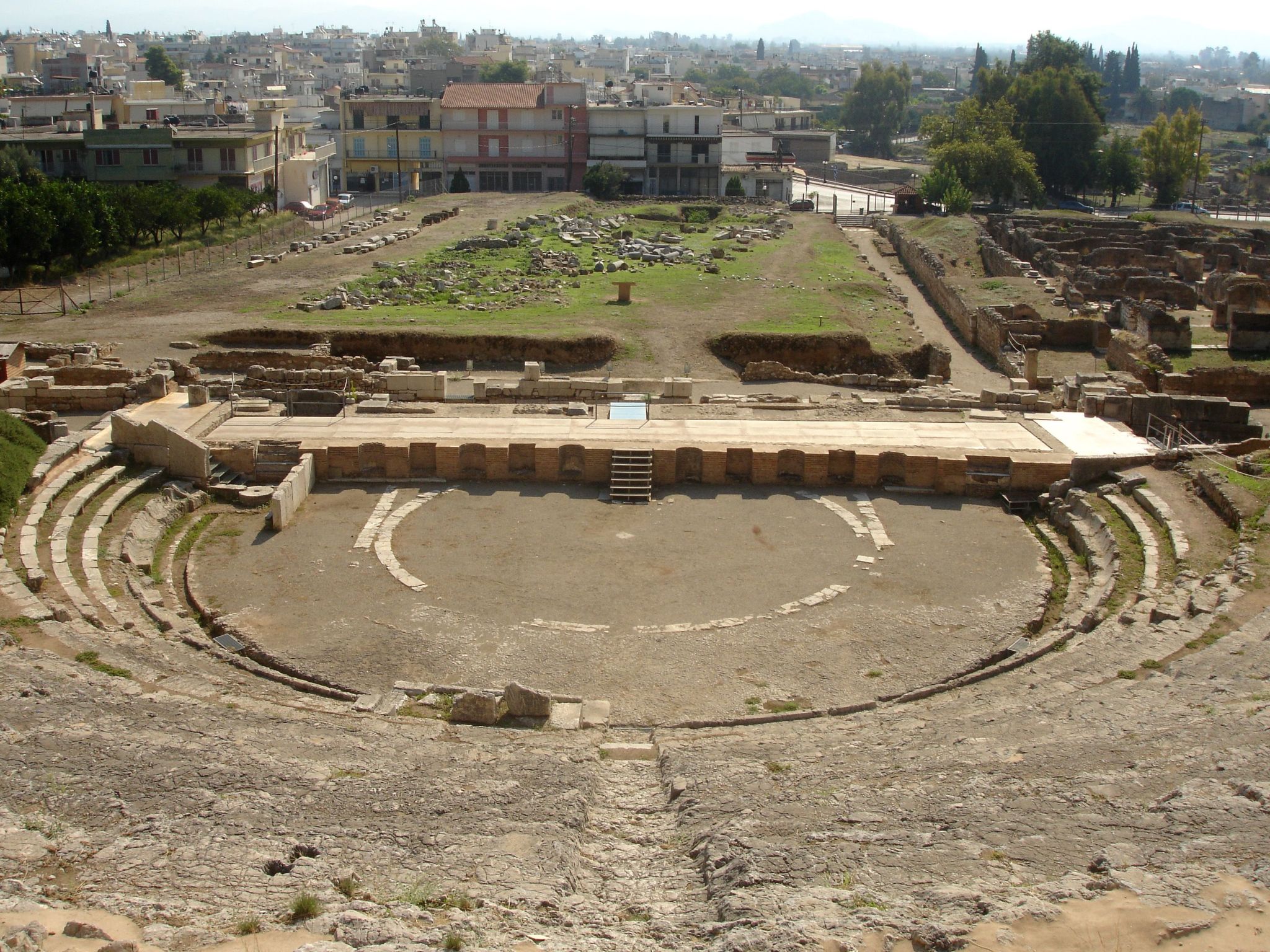 Schöne Ferienwohnung mit Meerblick in Kiveri-Inside