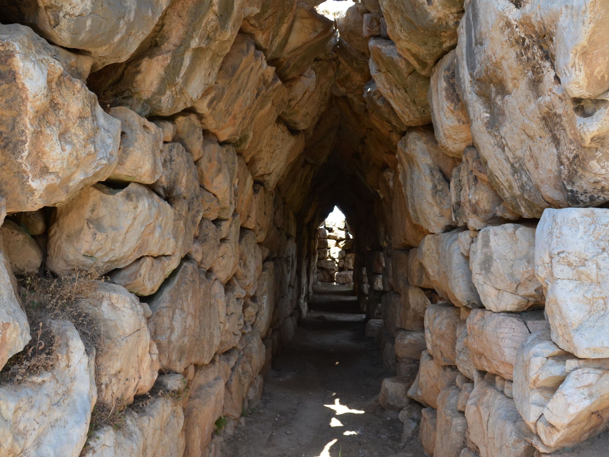 Schöne Ferienwohnung mit Meerblick in Kiveri-Inside