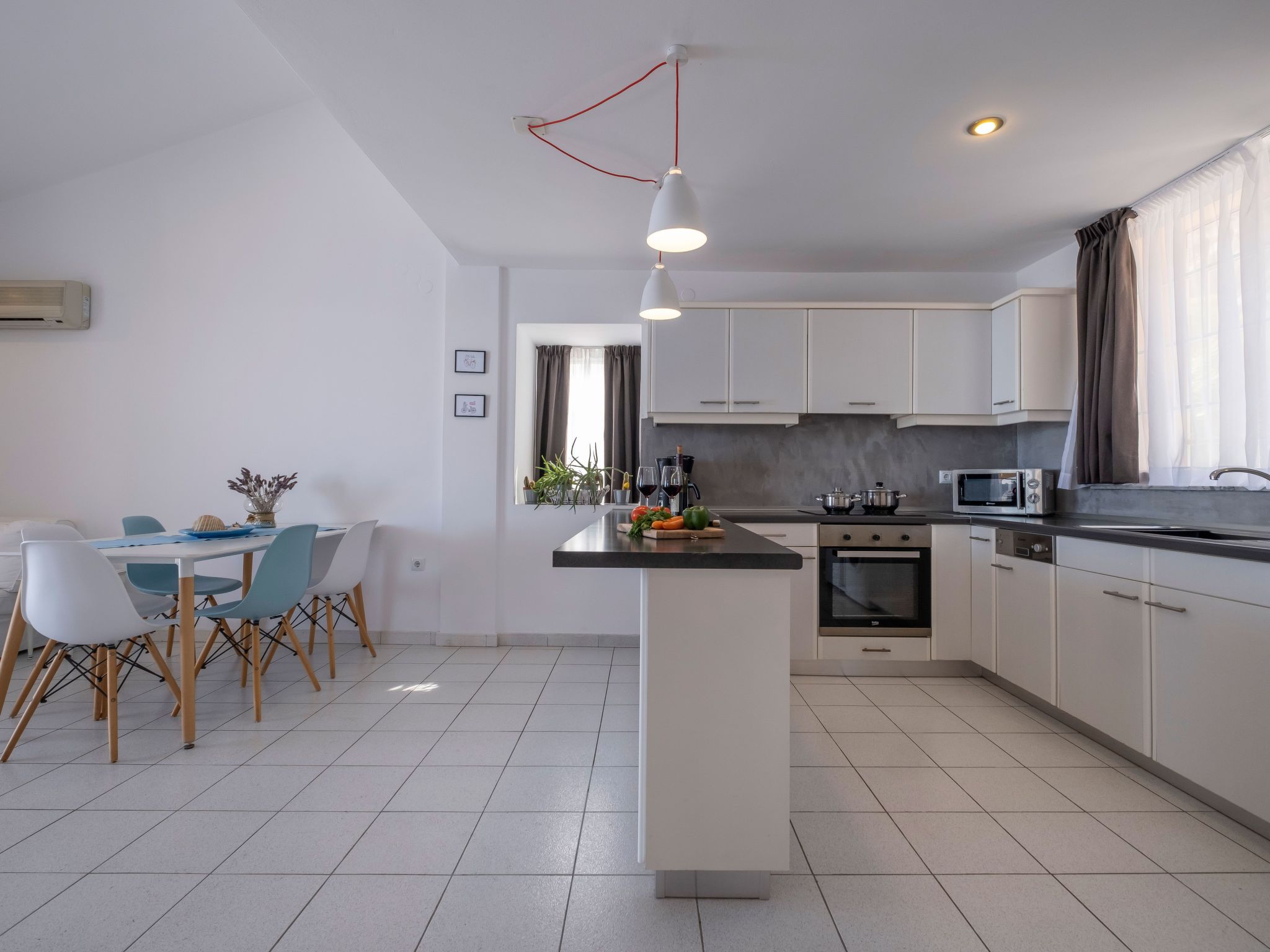 Ferienapartment für bis zu fünf Personen-Drinnen